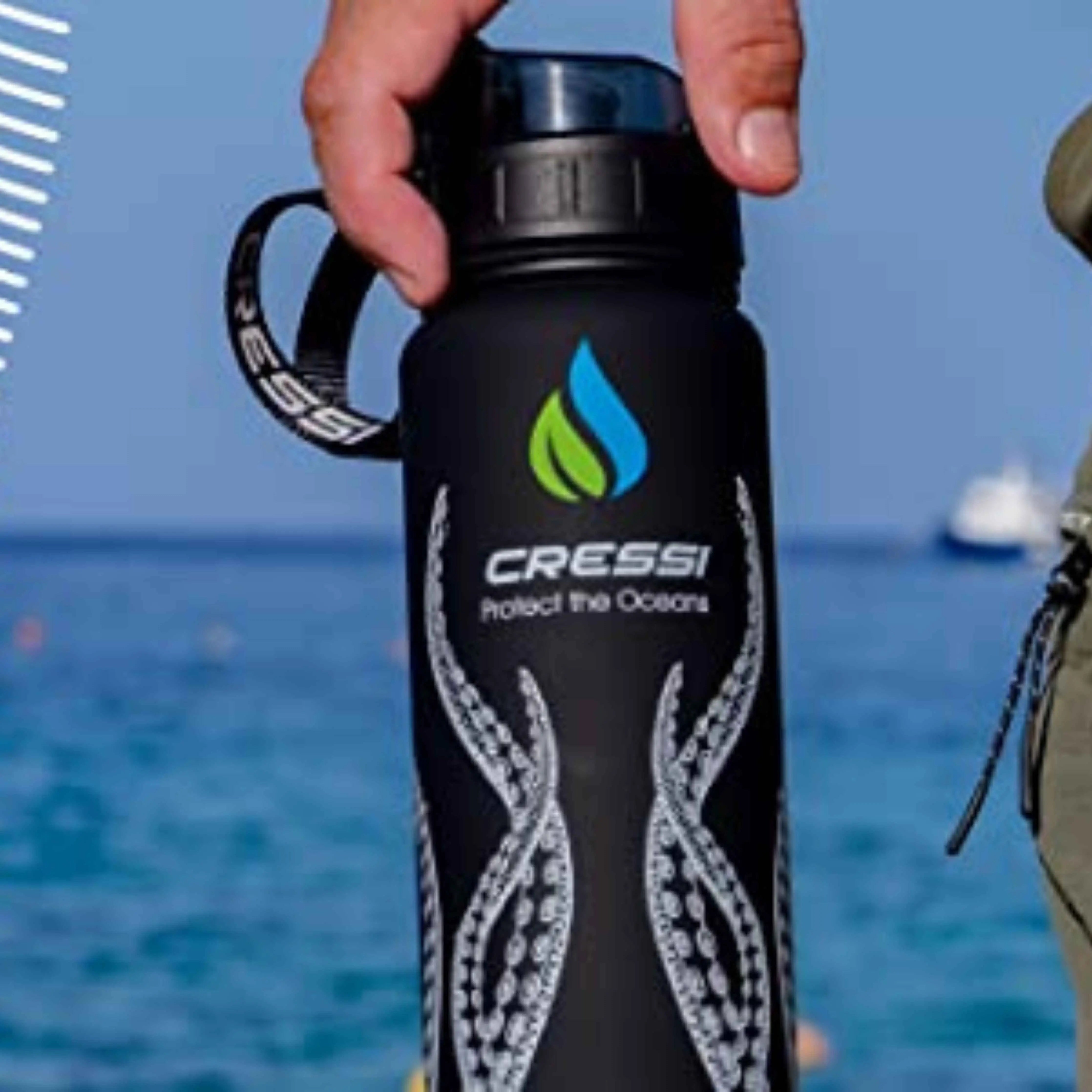 Cressi Sports Frosted Water Bottle H2O - Leak Proof BPA Free Reusable Water Bottle for Gym, Hiking, Running & Outdoor Activities