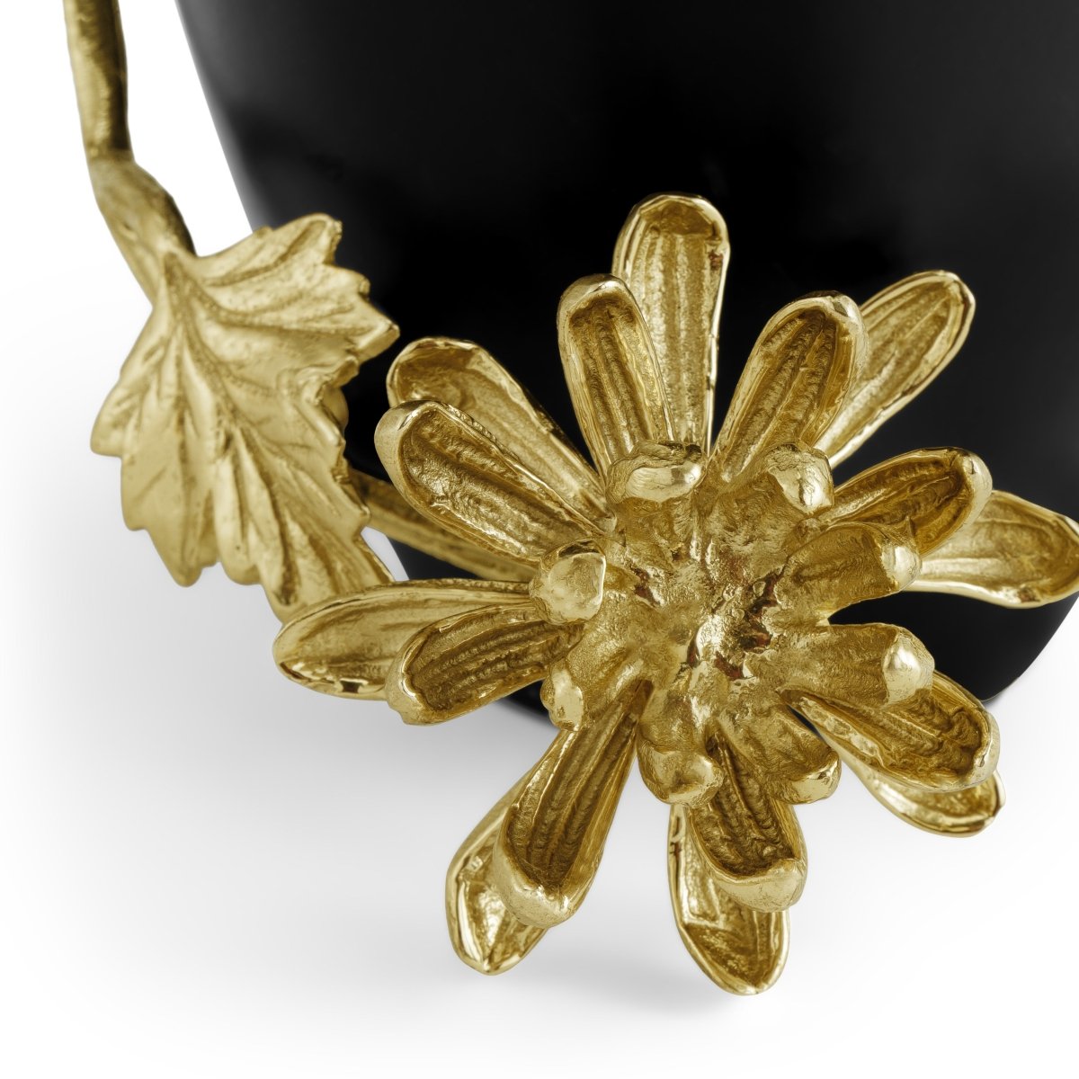 Elegant Dahlia Vase - Handcrafted Ceramic Flower Vase for Home Decor, Wedding Centerpieces & Dining Table Arrangements