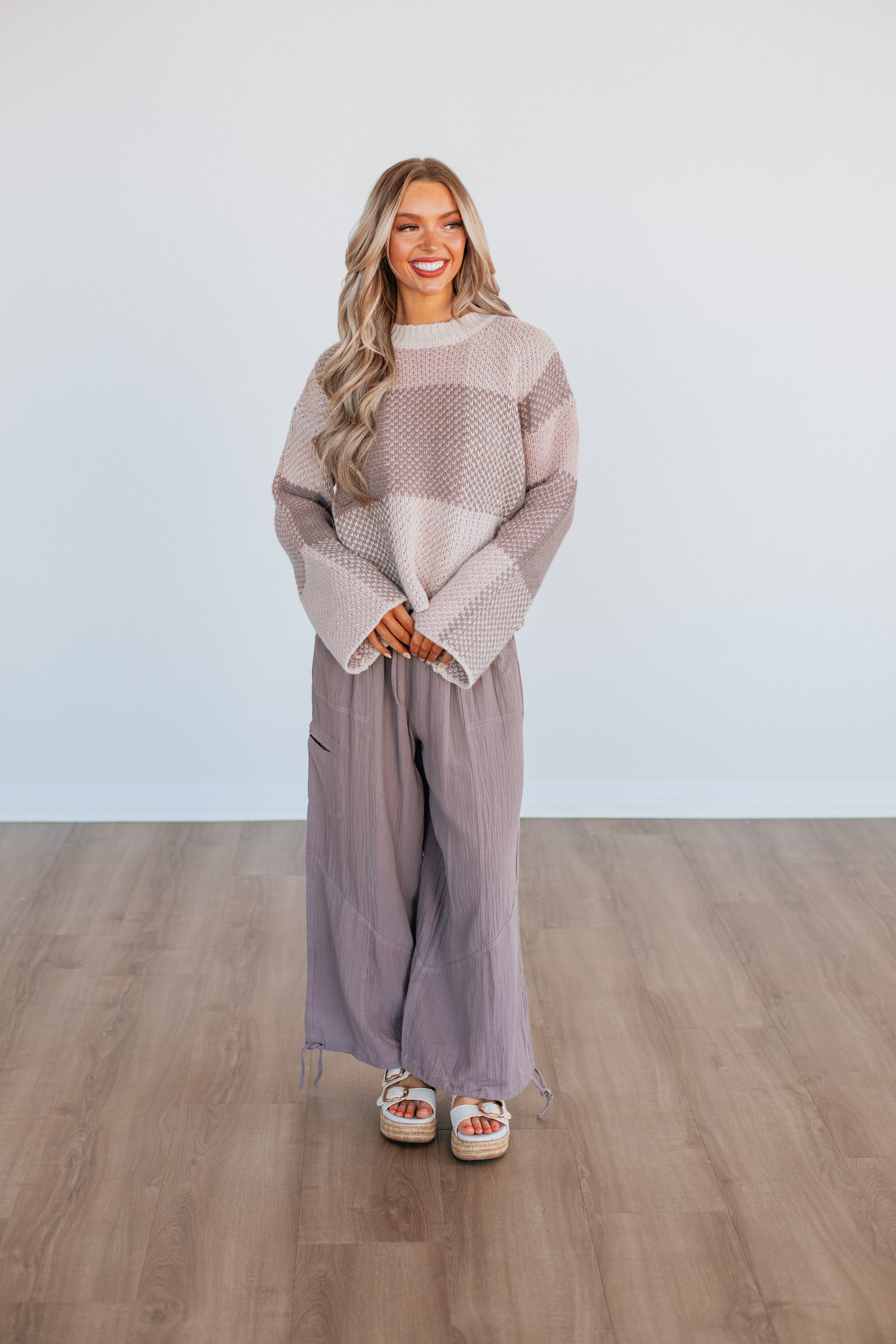 Amabel Checkered Sweater for Women - Soft Knit Pullover with Classic Plaid Pattern - Cozy Winter Fashion for Casual Outings & Office Wear