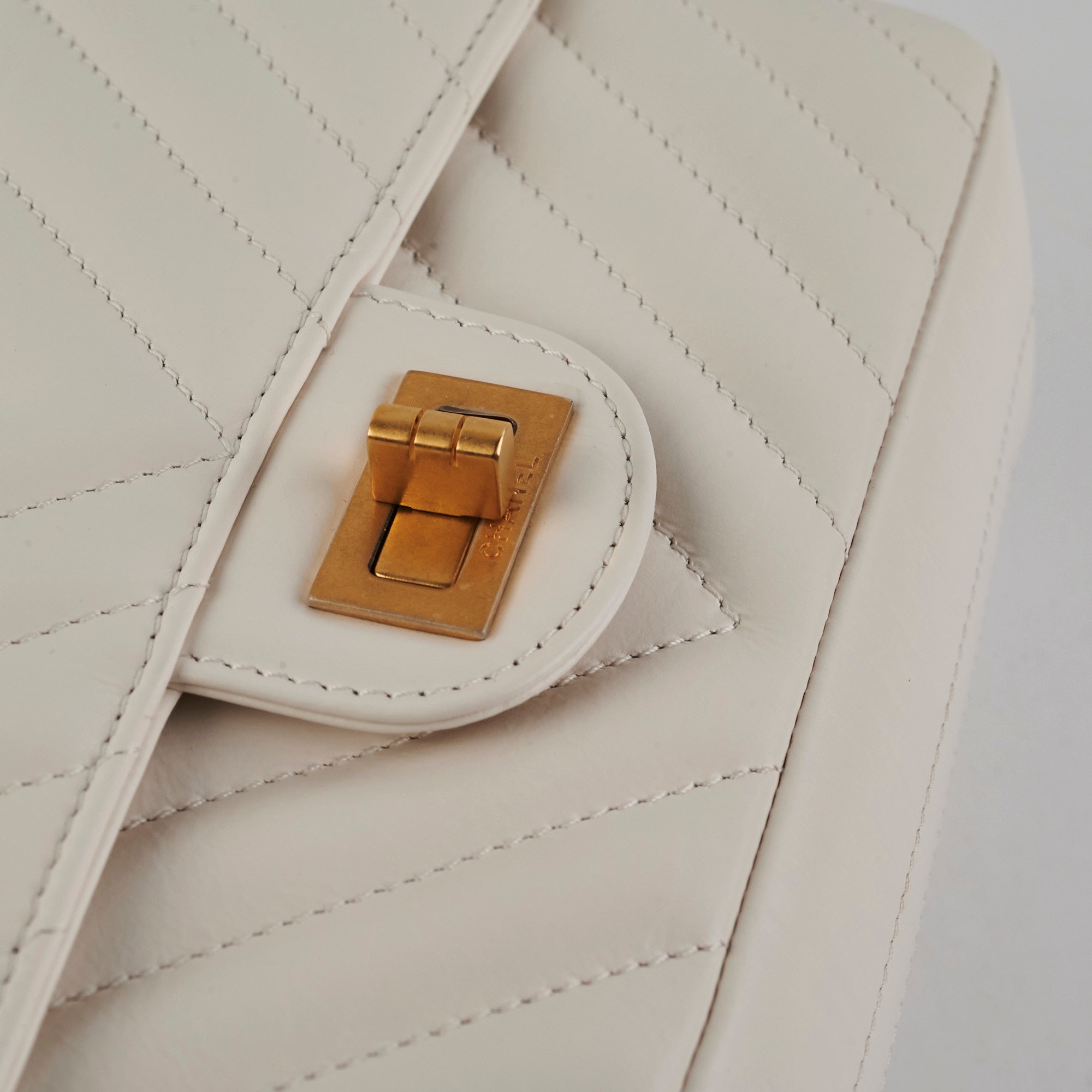 Chanel Mini 2.55 Chevron White Leather Crossbody Bag with Microchip - Luxury Designer Handbag for Women, Perfect for Date Night & Special Occasions