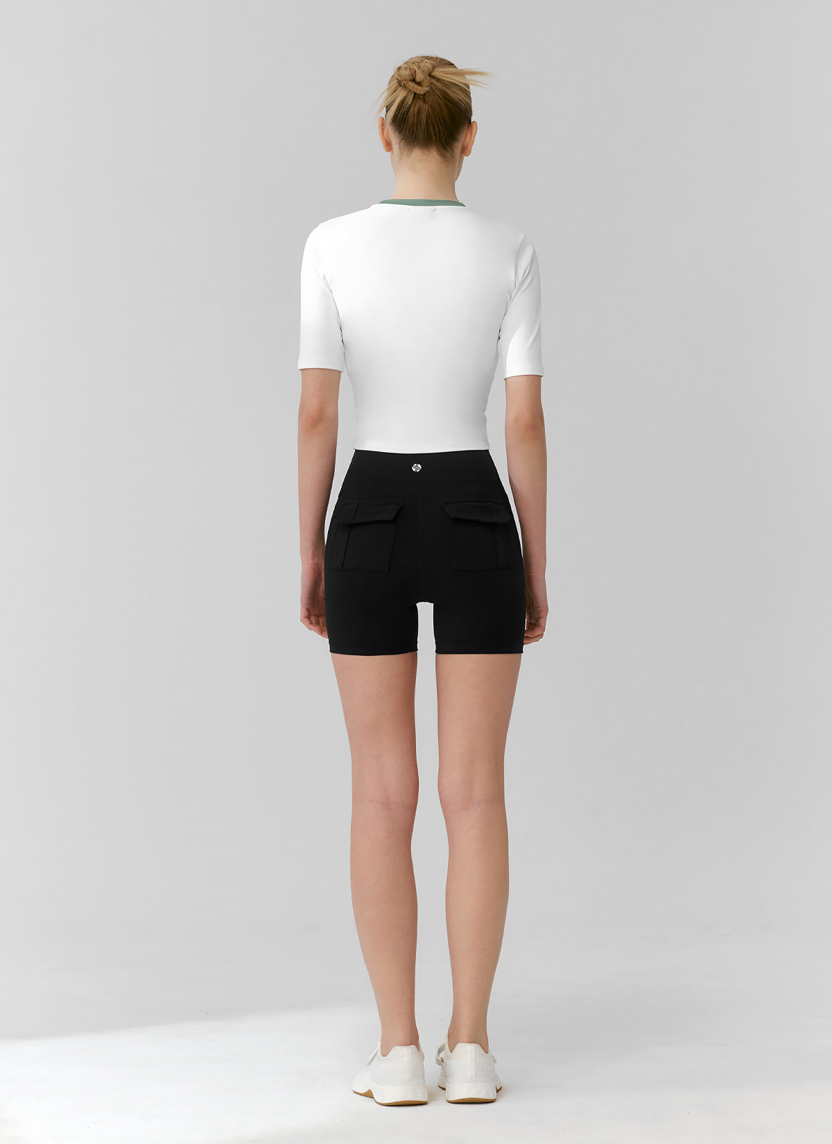 Stylish Sporty Logo Color Block Crop Top for Women - Trendy Workout & Casual Wear