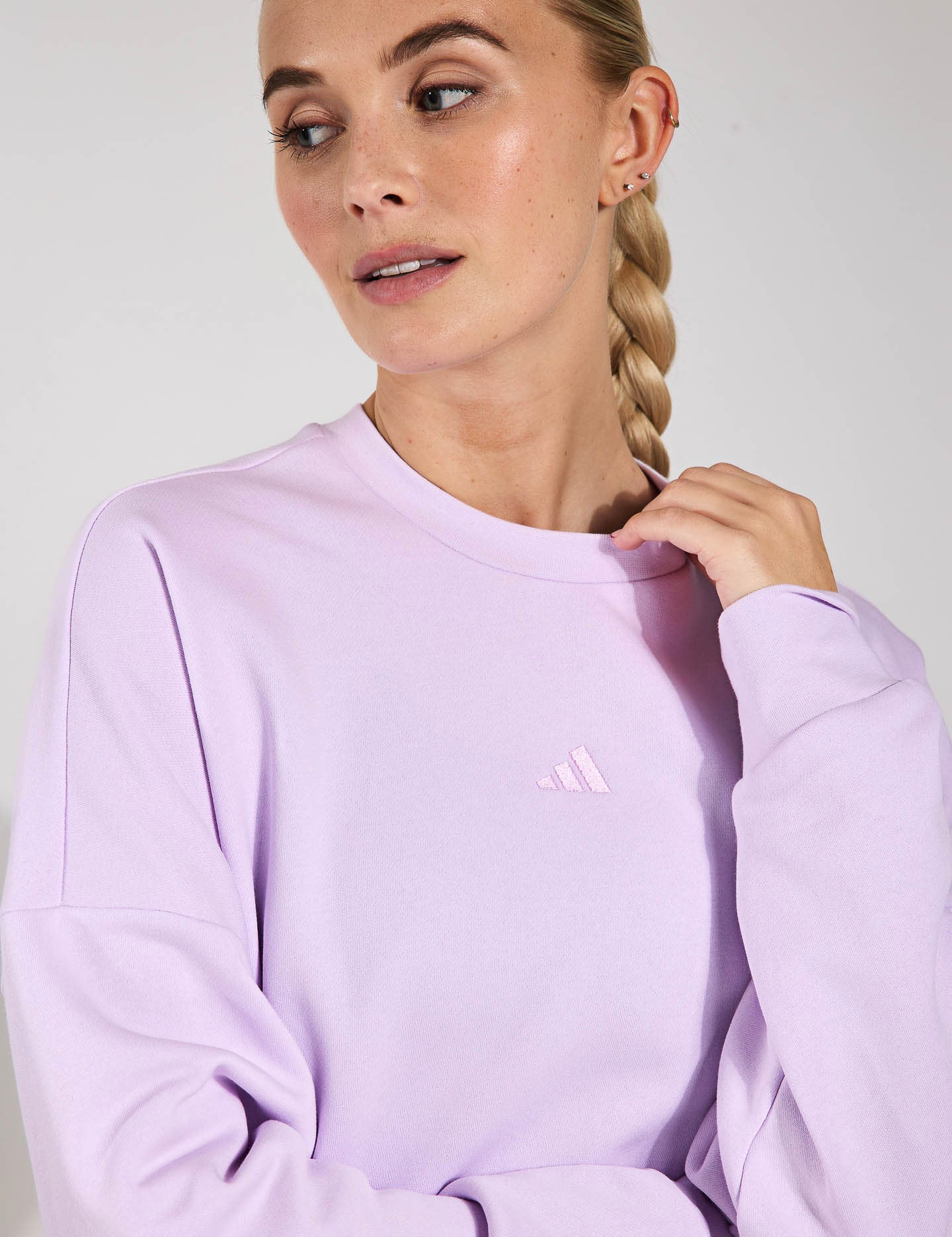 Essentials Small Logo Feelcozy Sweatshirt - Ice Lavender & Bliss Lilac | Soft Casual Pullover for Women | Perfect for Lounge Wear, Coffee Dates & Weekend Outings