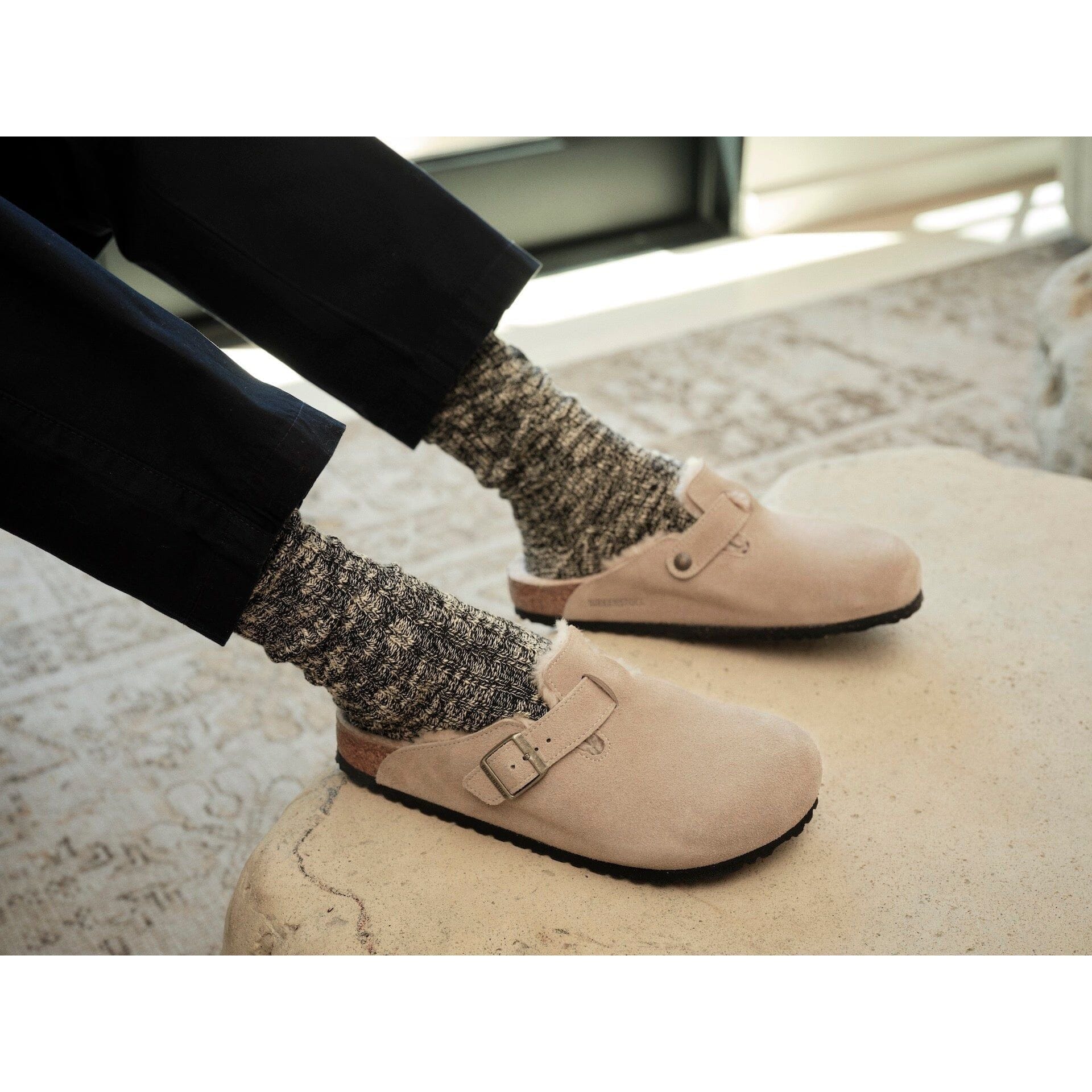 BIRKENSTOCK BOSTON Shearling Lined Clogs - Soft & Comfortable Unisex House Slippers for Indoor/Outdoor Wear - Perfect for Home, Office & Casual Use