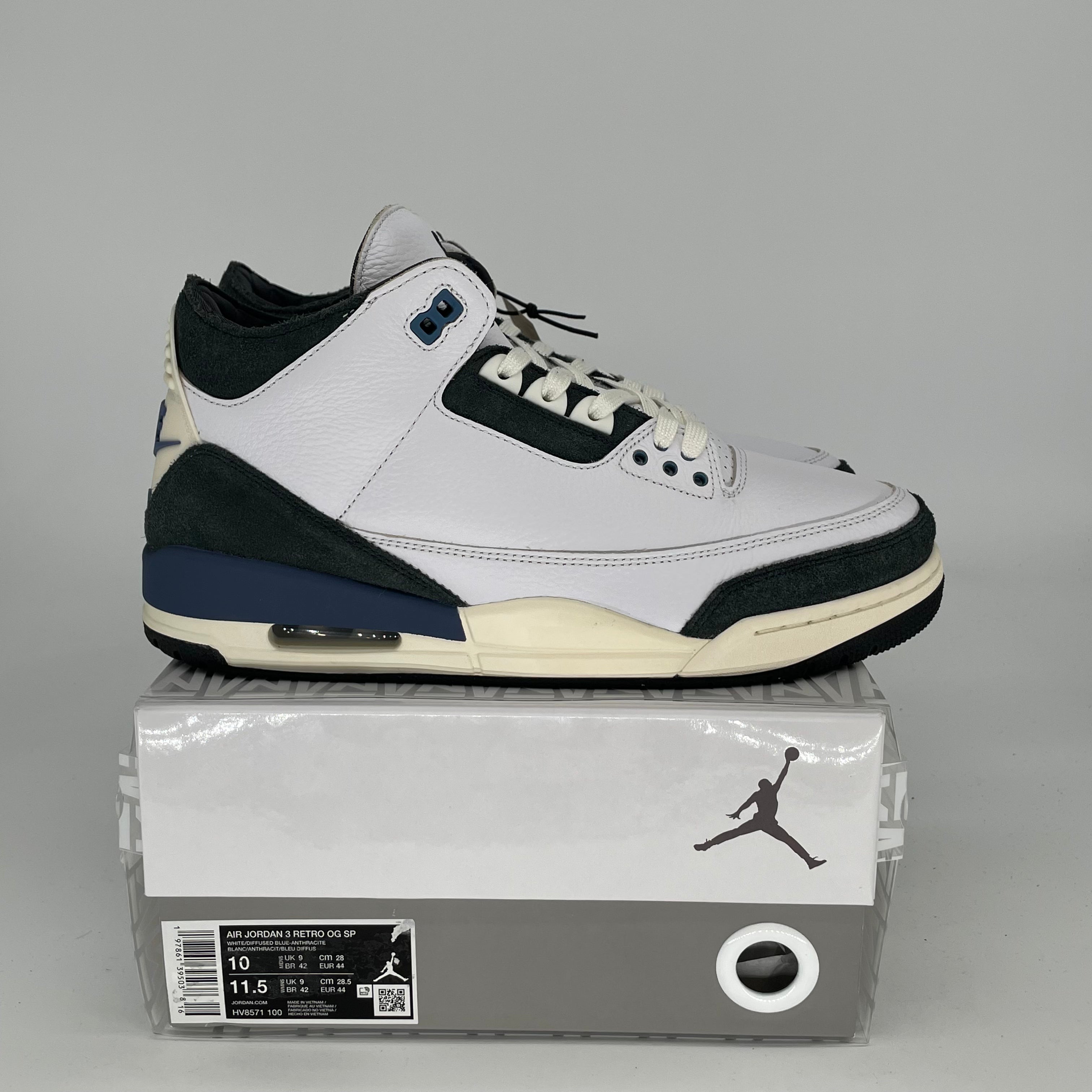 Original Air Jordan 3 Retro 'A Ma Maniére' Diffused Blue - Men's Size 10/Women's 11.5 (HV8571-100) - Authentic Sneakers for Basketball & Streetwear Fashion