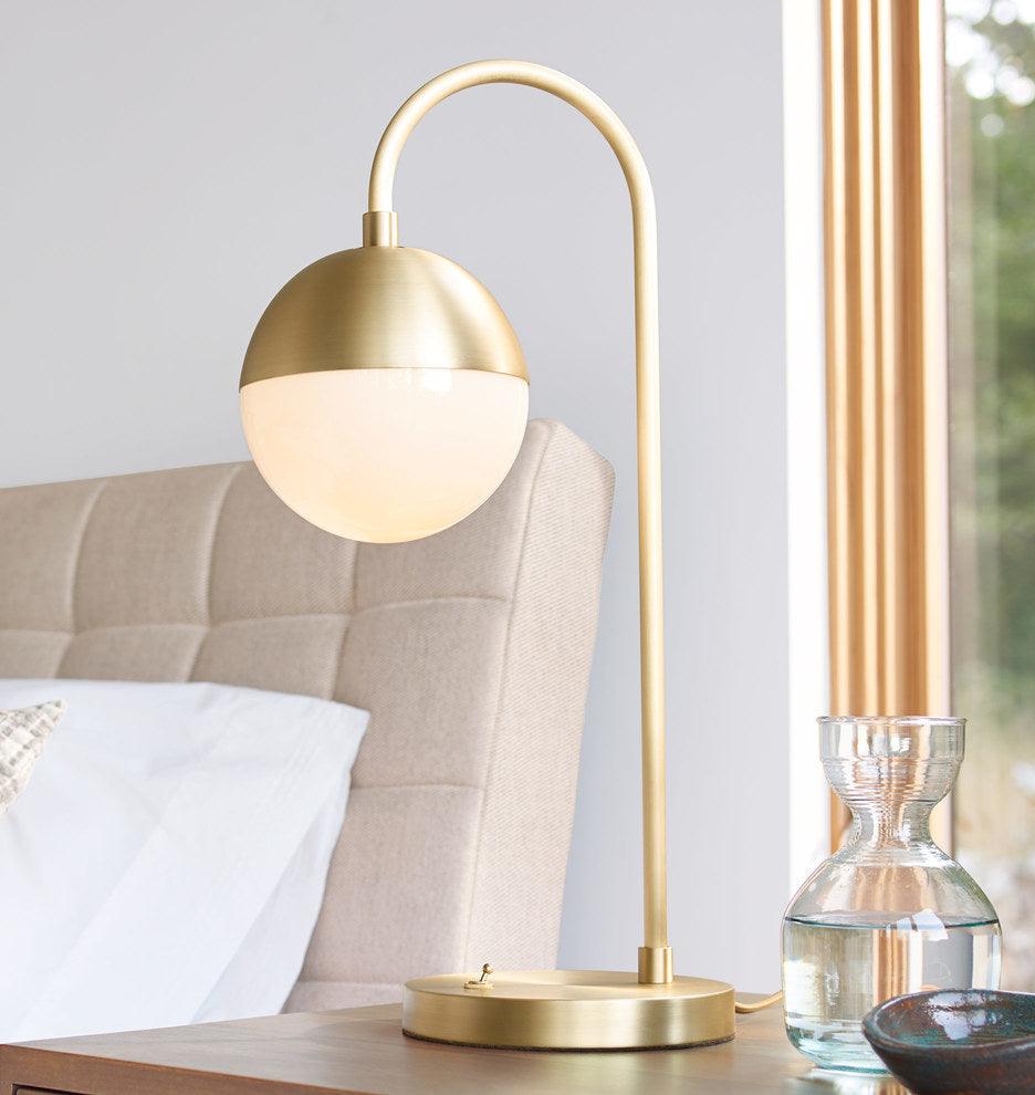 Modern Cedar Moss Table Lamp - Natural Wood & Moss Design for Bedroom, Living Room, or Office Decor - Warm Ambient Lighting for Cozy Spaces