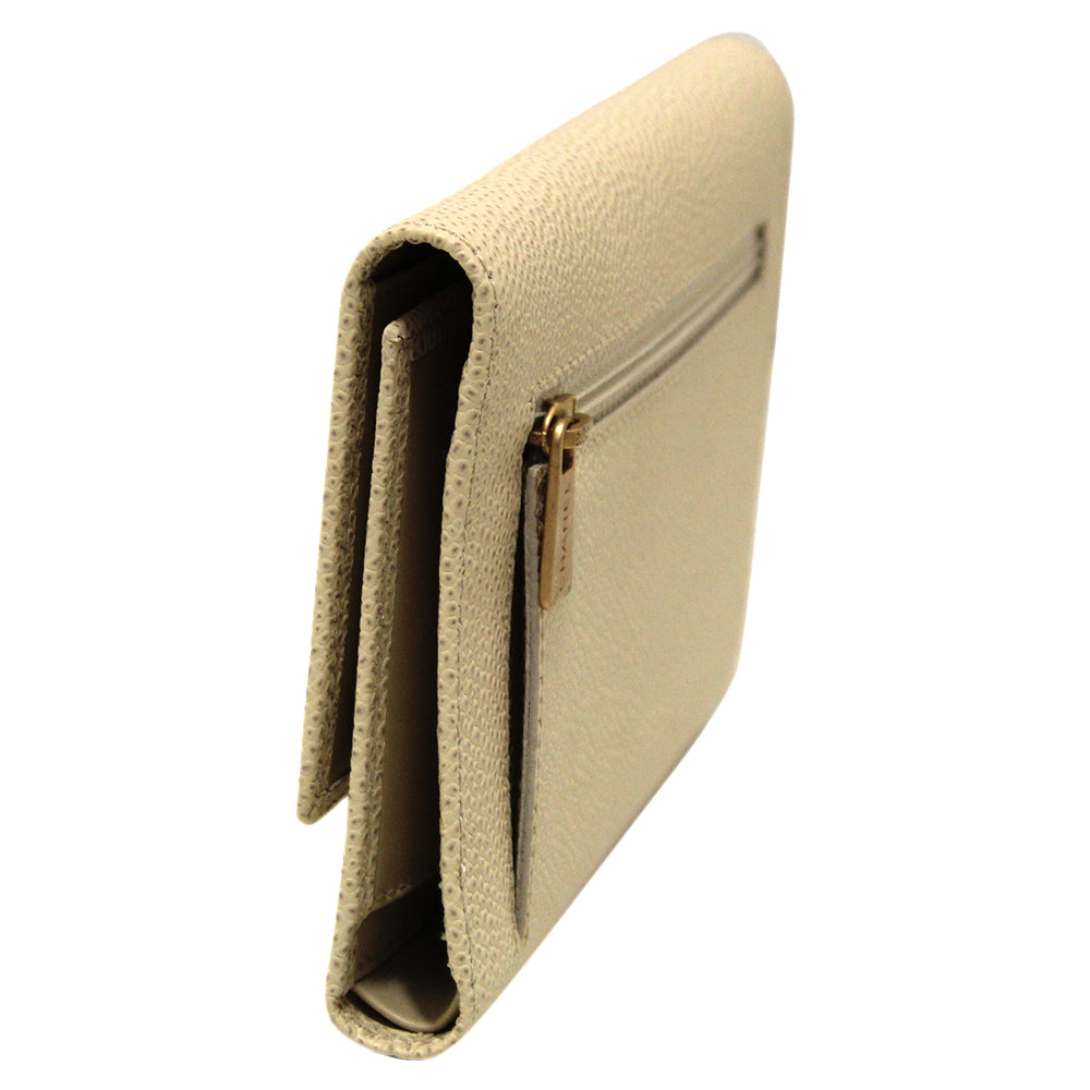 Authentic Chanel White Caviar Leather Classic Medium Flap Wallet with CC Logo - Timeless Luxury for Everyday Use & Special Occasions