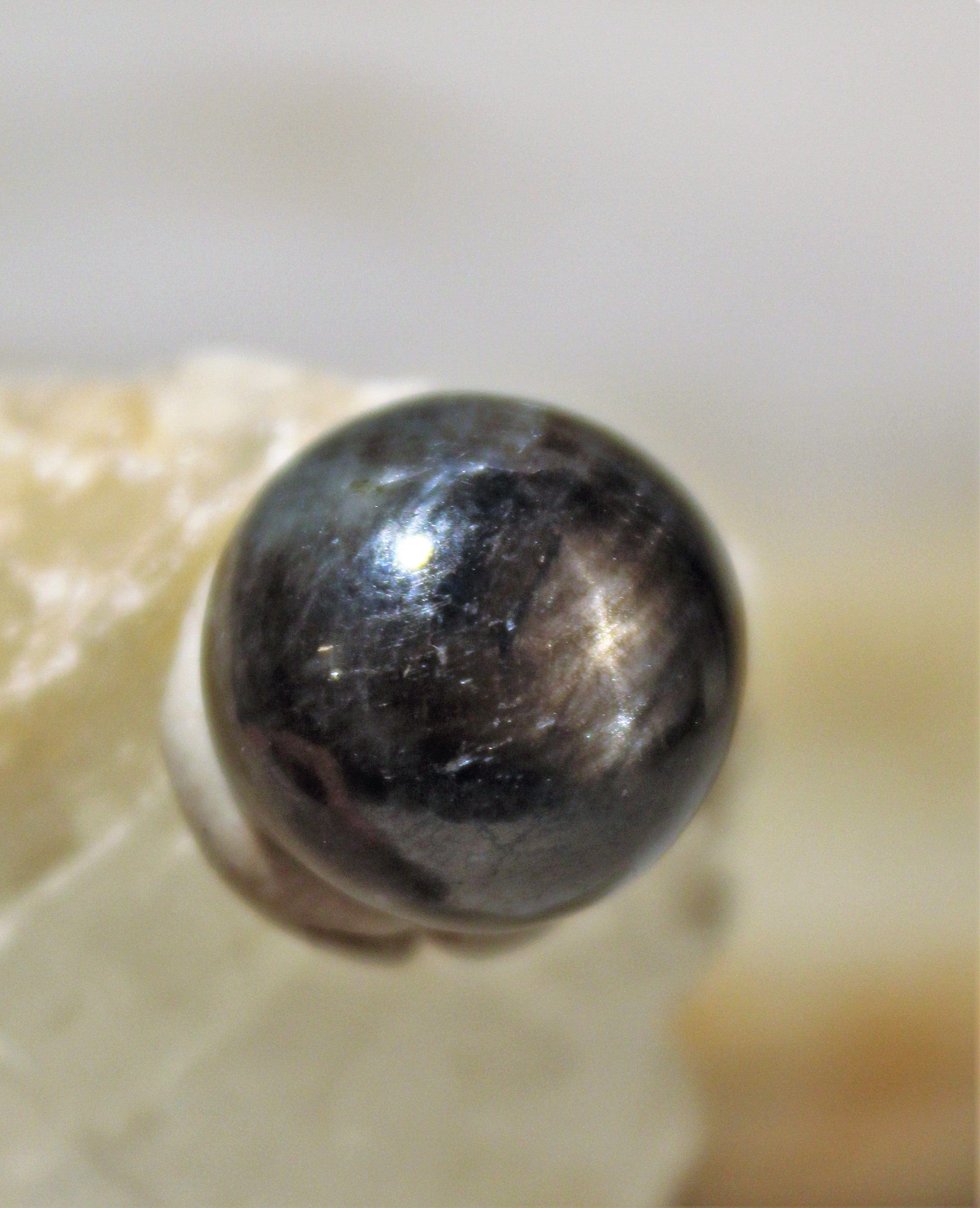 Natural Black Star Sapphire Cabochon Gemstone for Jewelry Making - Perfect for Rings, Pendants & Earrings - Healing & Spiritual Use