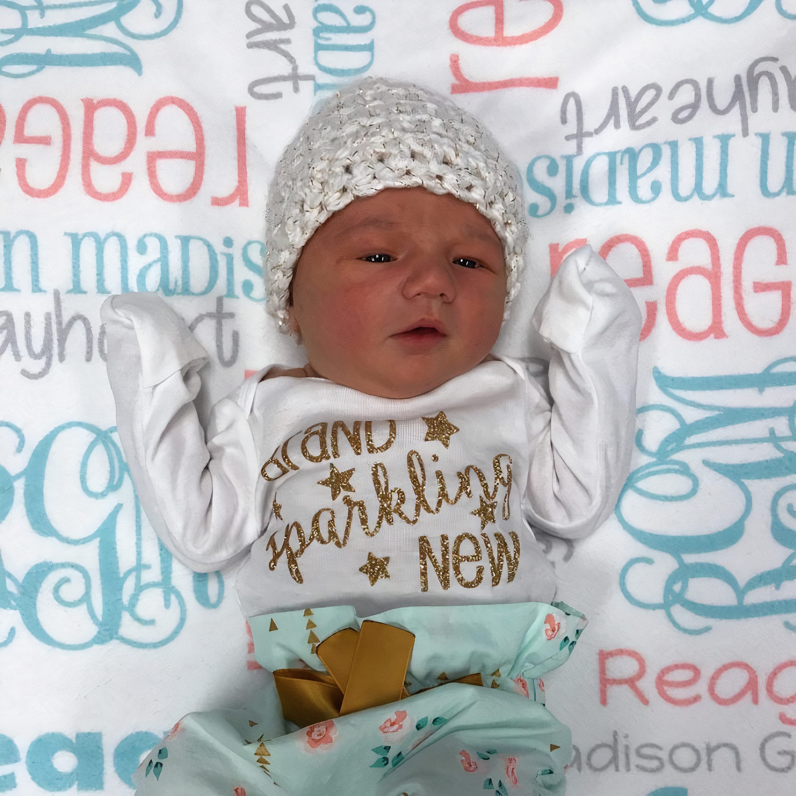 Personalized Baby Blanket for Newborns & Kids - Custom Name Blanket for Boys & Girls - Premium Quality Soft & Cozy - Perfect for Nursery, Gift, Travel & Cuddling