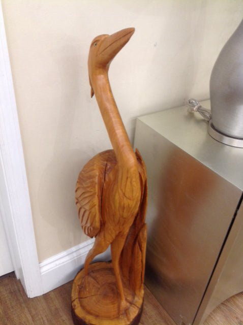 Handcrafted 44 Wooden Bird Figurines - Unique Home Decor & Gift Ideas for Nature Lovers - Perfect for Shelf Displays, Garden Ornaments, and Rustic Wedding Centerpieces