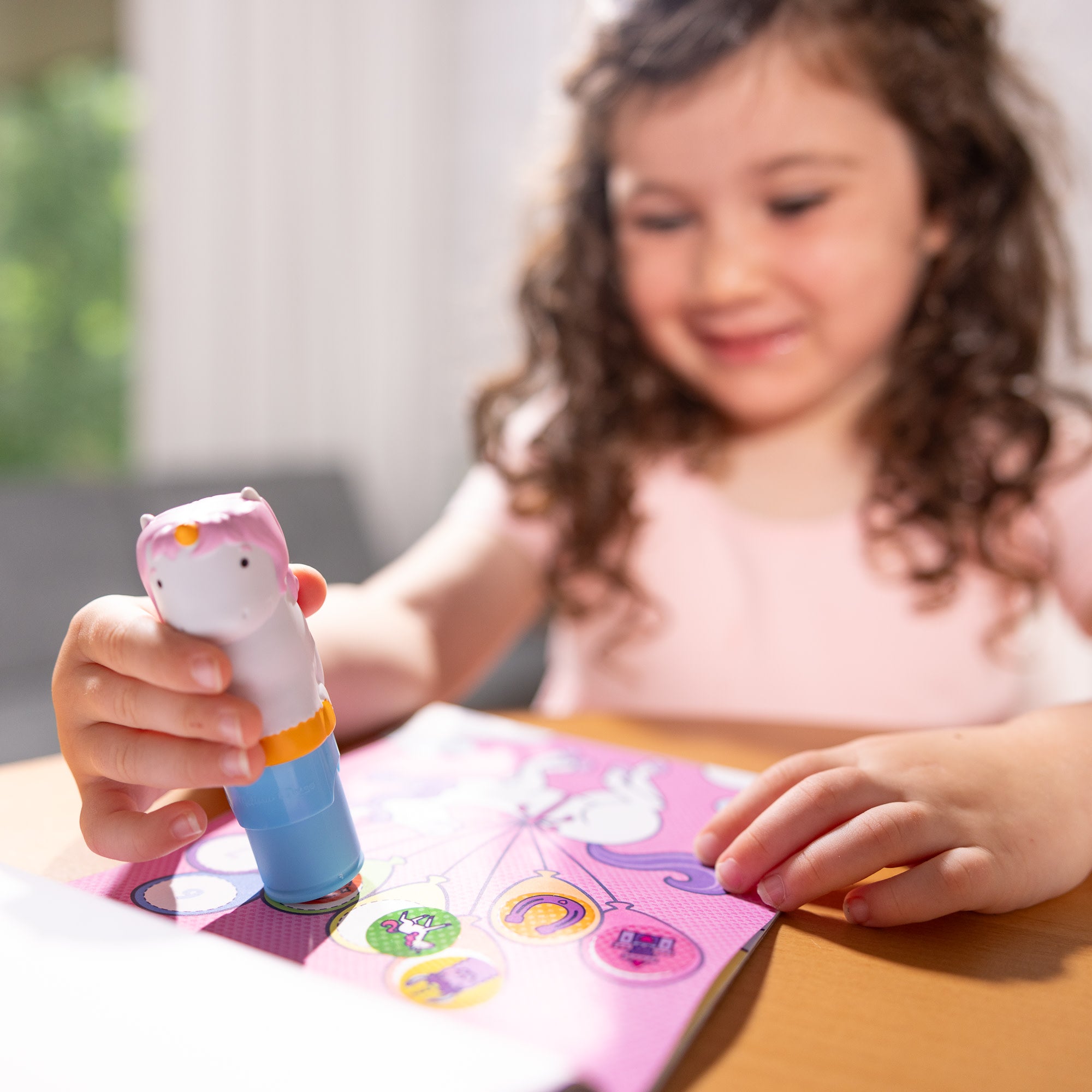 Sticker WOW!™ Activity Pad & Sticker Stamper - Unicorn Themed Creative Play Set for Kids | Perfect for Arts & Crafts, Birthday Parties & Travel Activities
