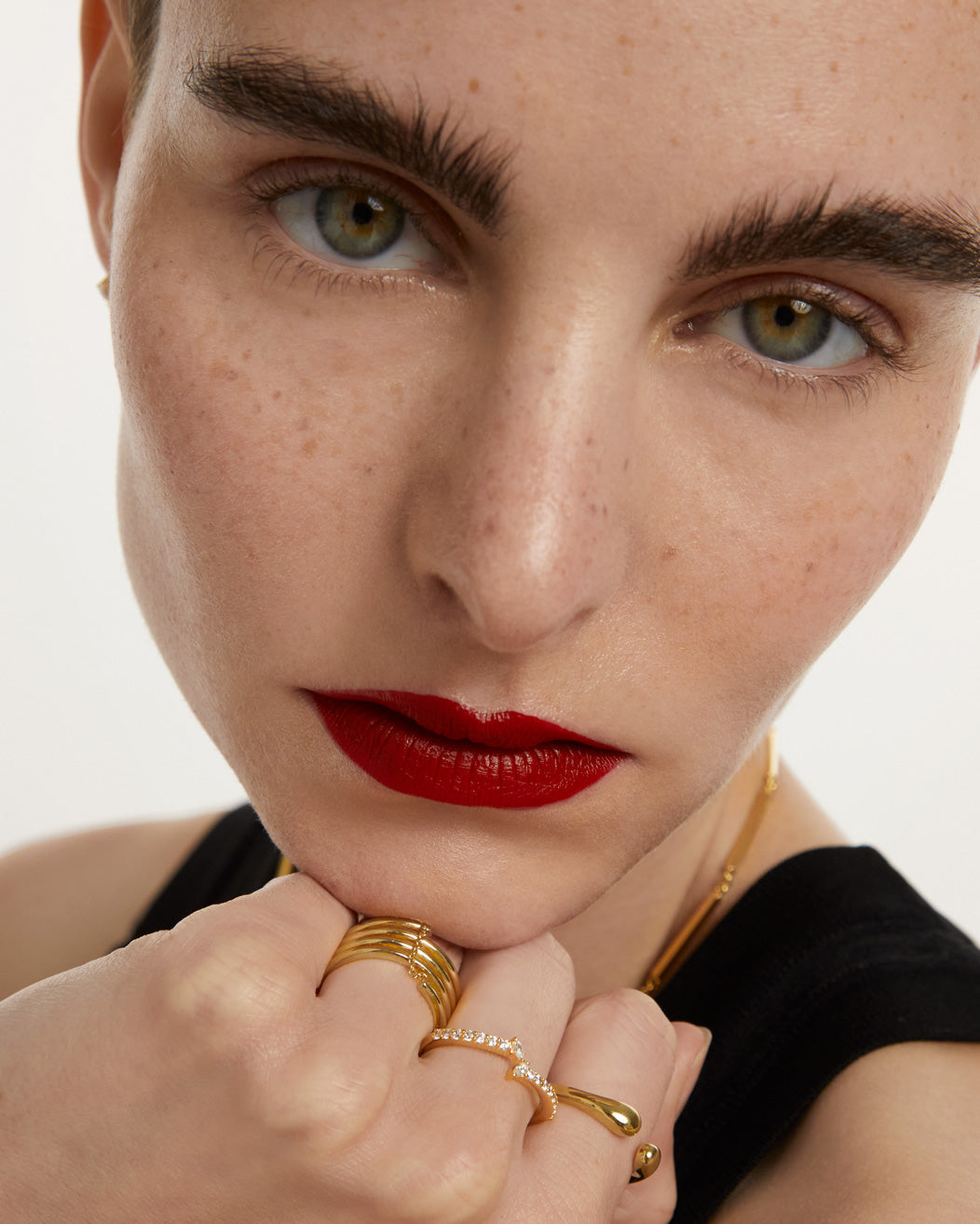GRID Nuvola 14K Gold Ring for Women - Elegant Minimalist Stackable Ring - Perfect for Everyday Wear, Gifts & Special Occasions