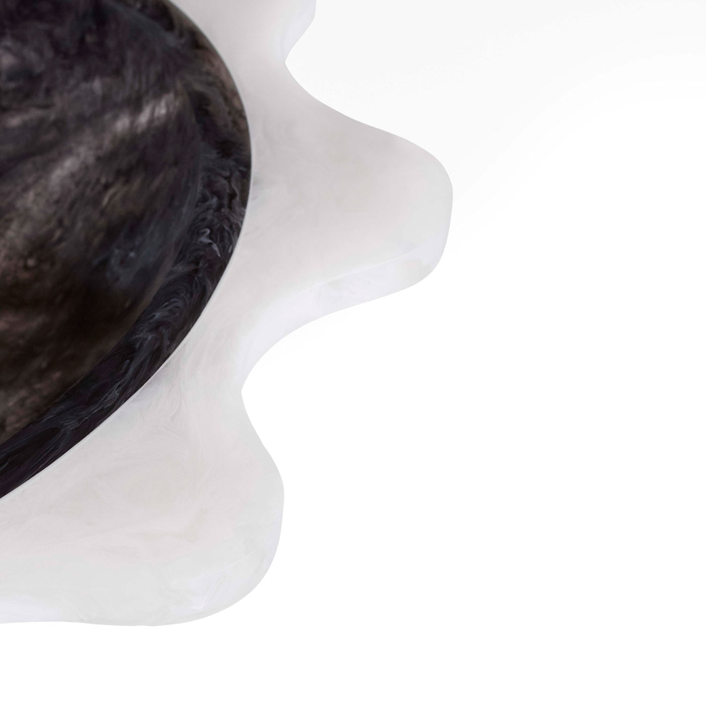 Como Black & White Ripple Bowl - Handmade Ceramic Serving Bowl for Salads, Snacks & Home Decor - Perfect for Dining, Entertaining & Gift Giving