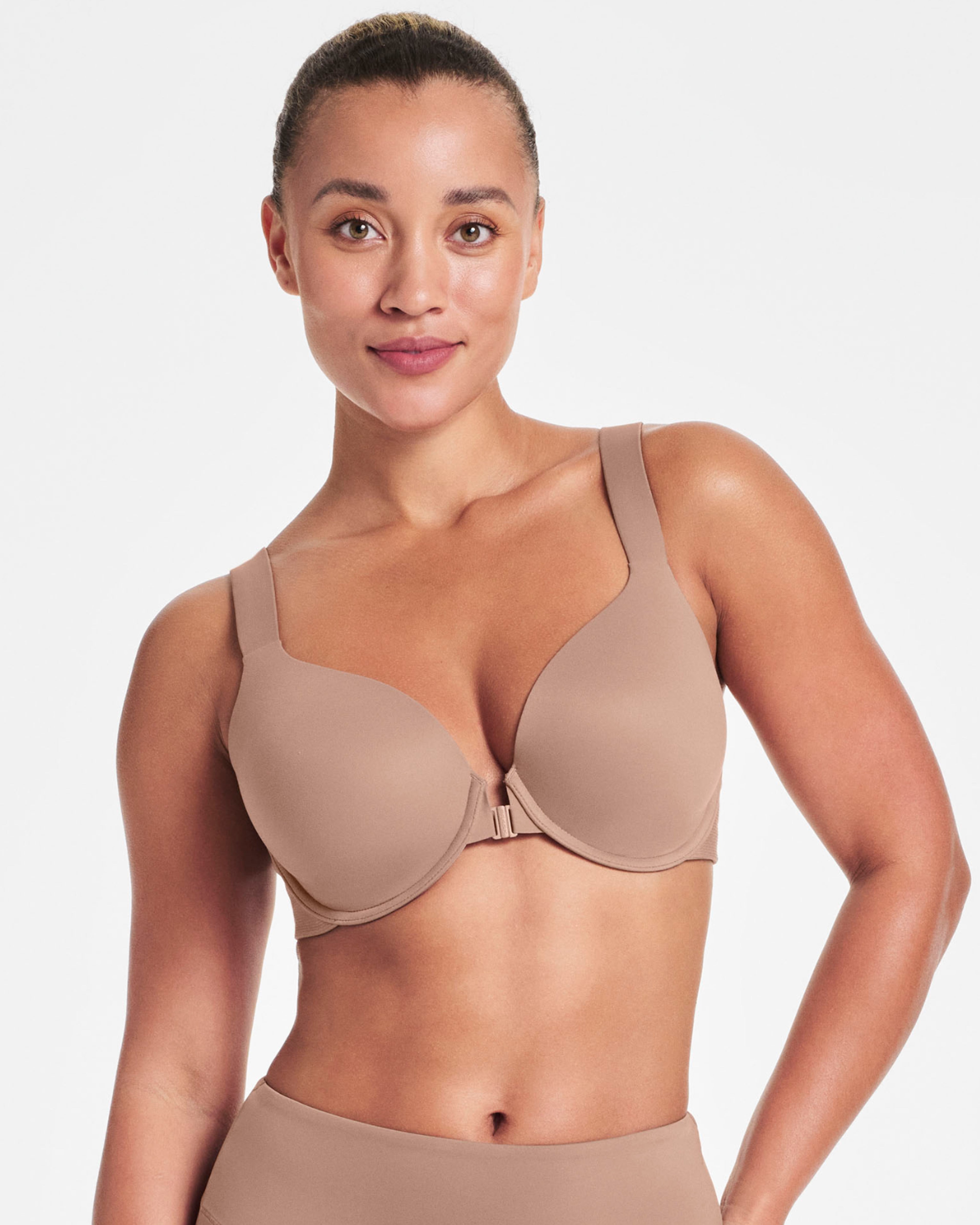 SPANX Smooth Comfort Lightly Lined Full Coverage Bra - Wireless T-Shirt Bra for Everyday Wear & Layering Outfits