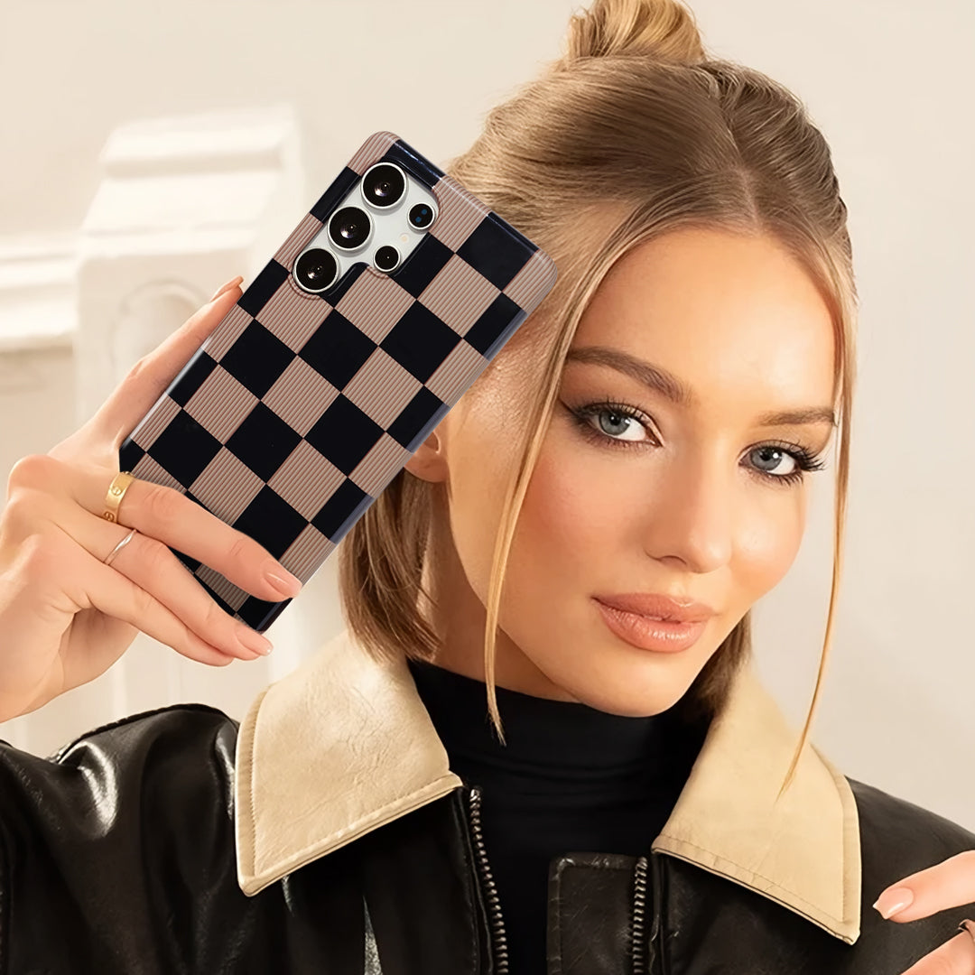 Mocha Checkered Pattern Phone Case for Samsung Galaxy - Stylish Protective Cover for Everyday Use & Trendy Aesthetic
