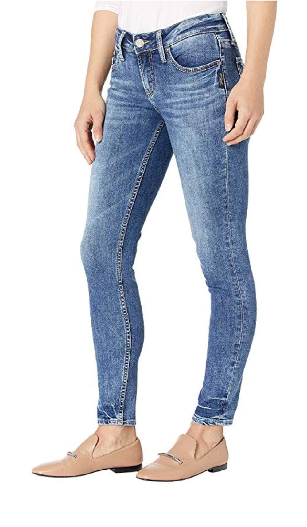 Silver Jeans Co. Women's Suki Mid Rise Skinny Jeans - Classic Stretch Denim Pants for Everyday Wear | Perfect for Work, Casual Outings & Date Nights