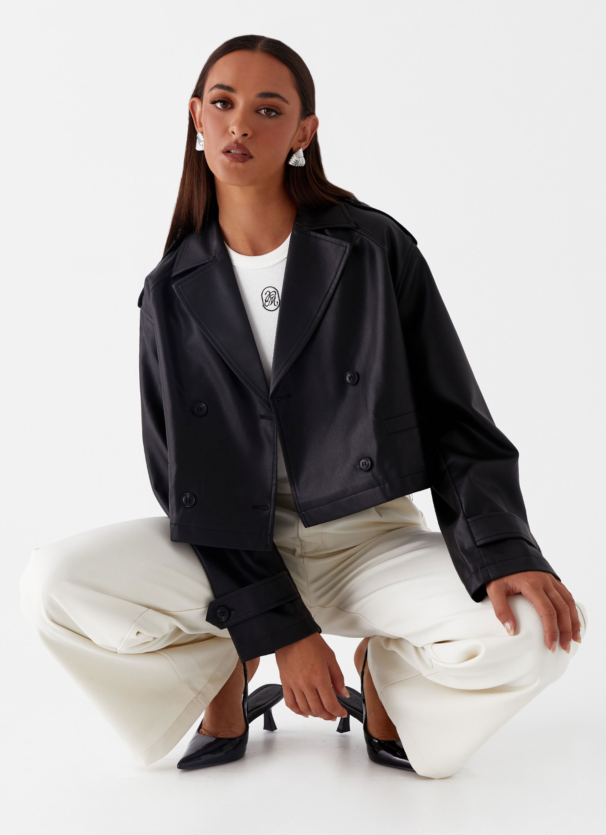 Bryson Cropped Jacket - Stylish Black Denim Jacket for Women | Trendy Outerwear for Casual Outfits & Streetwear Fashion