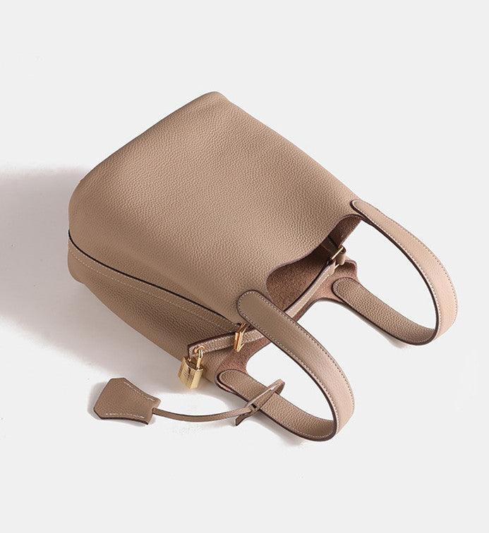 Stylish Genuine Leather Bucket Bag for Women - Trendy Crossbody Shoulder Handbag - Perfect for Work, Travel & Everyday Use