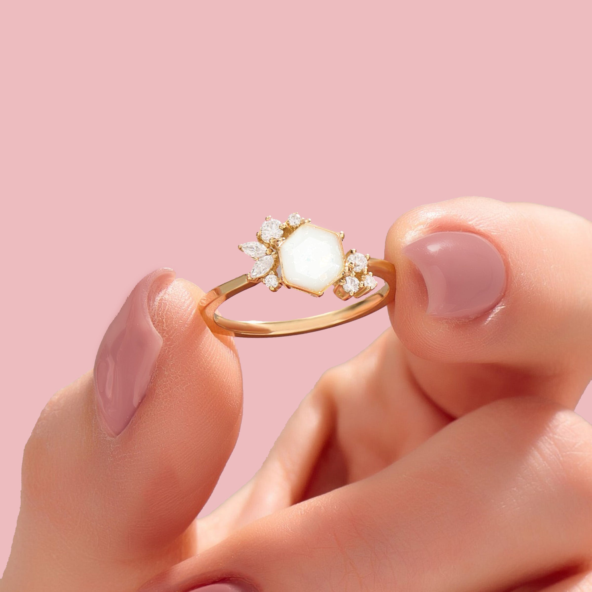 Elegant Breastmilk Keepsake Ring for Moms - Memorial Jewelry to Preserve Precious Memories | Perfect Gift for New Mothers & Breastfeeding Moms