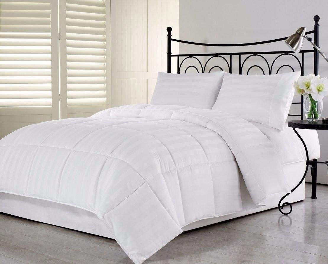 Premium 650 Thread Count Egyptian Cotton Comforter - 1pc Box Stitched Design with 100 GSM Microfiber Fill - Queen/Olympic Queen Size (86