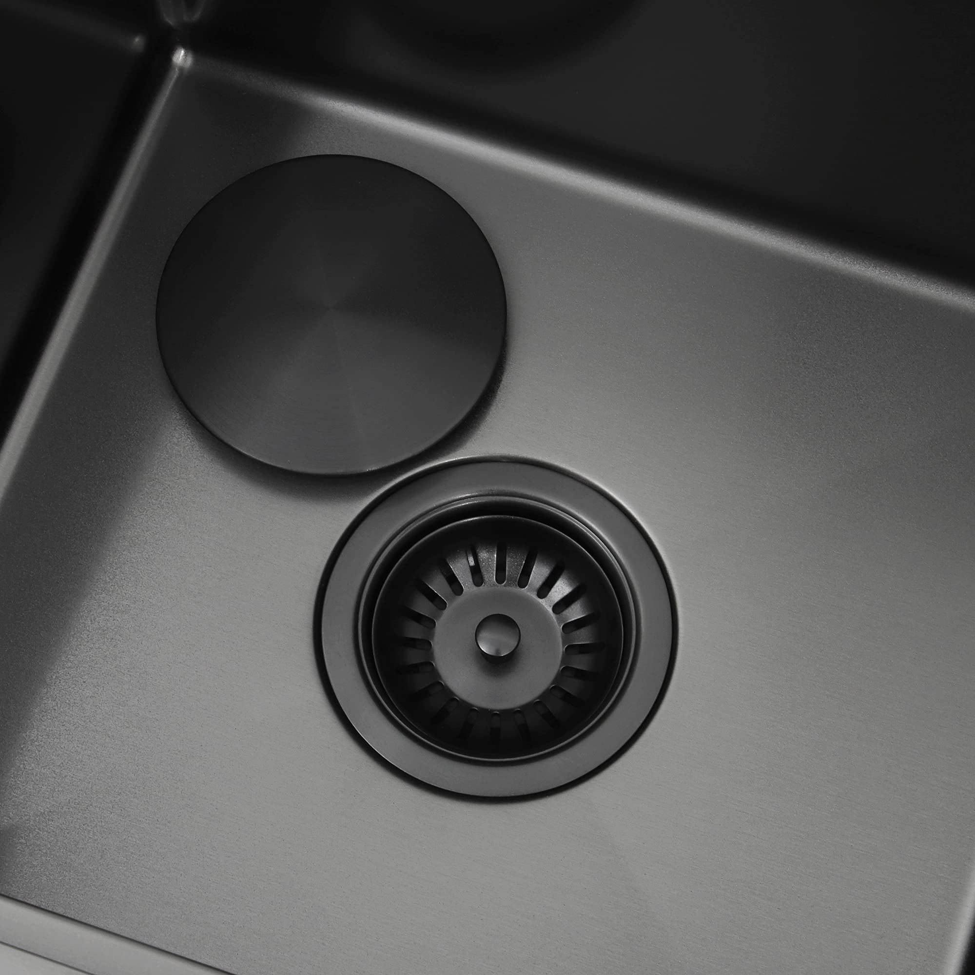 Black Kitchen Sink Drain Assembly - 3.5 Inch Stainless Steel Strainer & Stopper with Decorative Cover - Perfect for Bathroom, Laundry, and Utility Sink Drainage