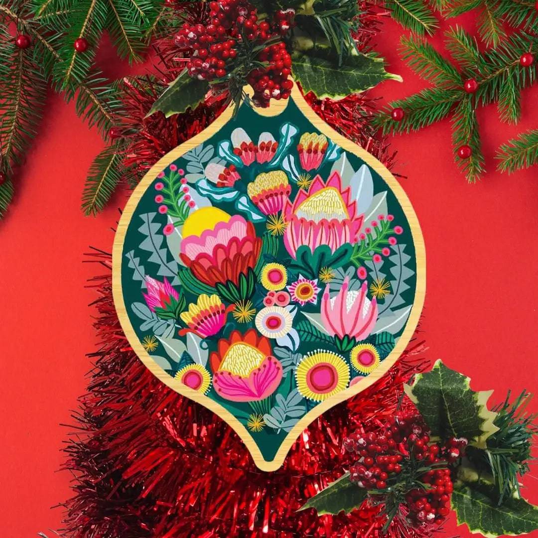 Australian Christmas Ornament Bauble Set - 12 Pack Handmade Holiday Tree Decorations for Xmas, Festive Home & Office Decor - Perfect for Christmas Tree, Gift Exchange & Holiday Party Decorations