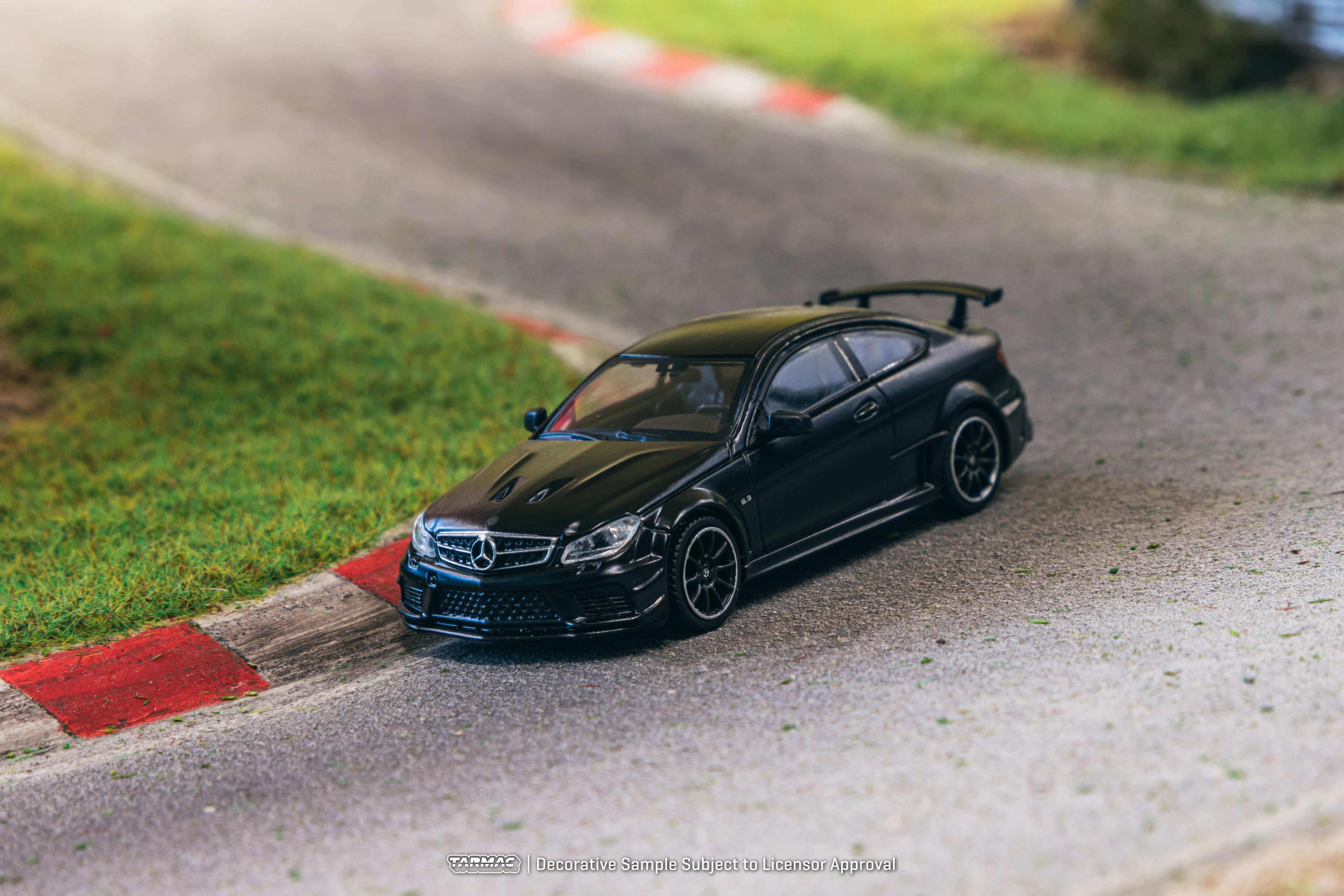 Tarmac Works 1/64 Scale Mercedes Benz C 63 AMG Coupé Black Series Diecast Model Car - Matte Black Finish | Collectible Miniature for Car Enthusiasts | Perfect for Display, Gifts, and Racing Collections