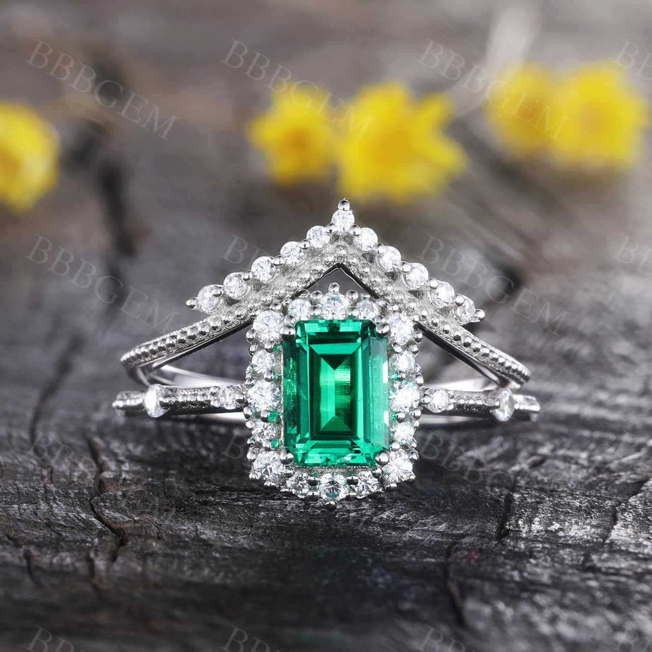 Emerald Cut Gemstone Statement Ring - Elegant Wedding Band Set for Women | Perfect for Engagement, Anniversary & Special Occasions