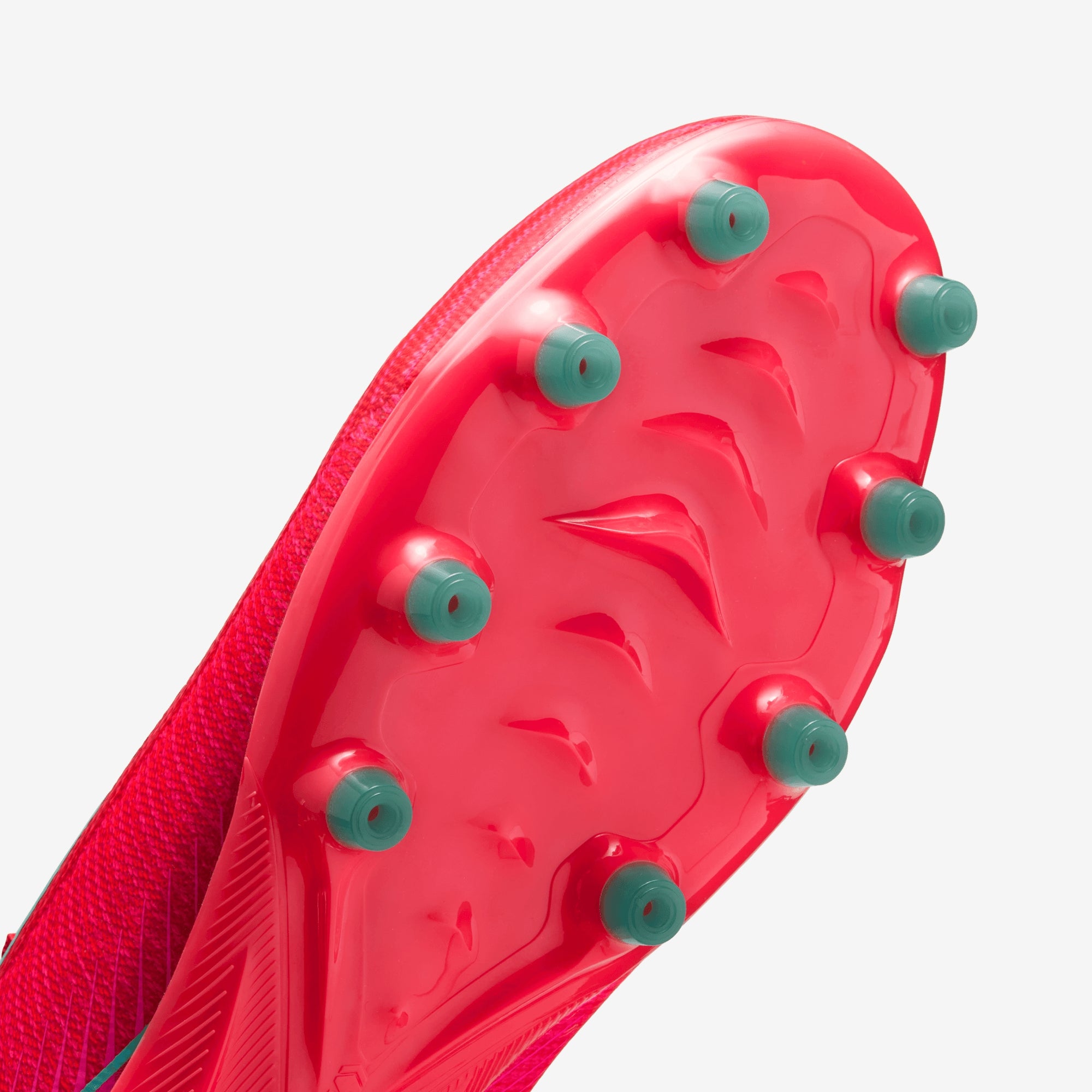 Nike Mercurial Vapor 16 Pro Soccer Cleats - Lightweight Football Shoes for Speed & Agility - Perfect for Artificial Grass & Turf Fields (Men's/Women's)