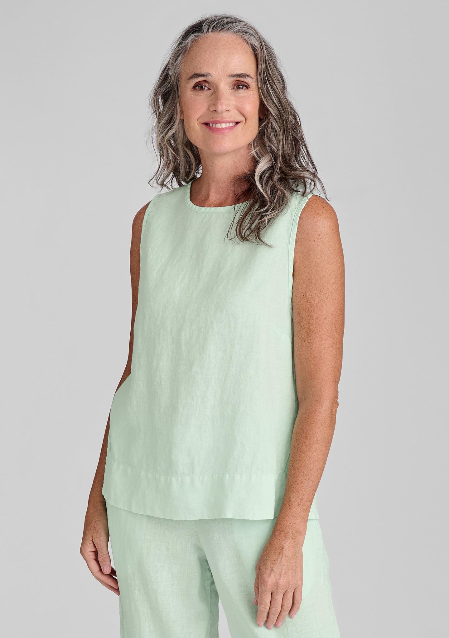 Roadie Top Linen Tank Top for Women - Breathable Summer Casual Wear - Perfect for Beach, Travel & Everyday Outfits