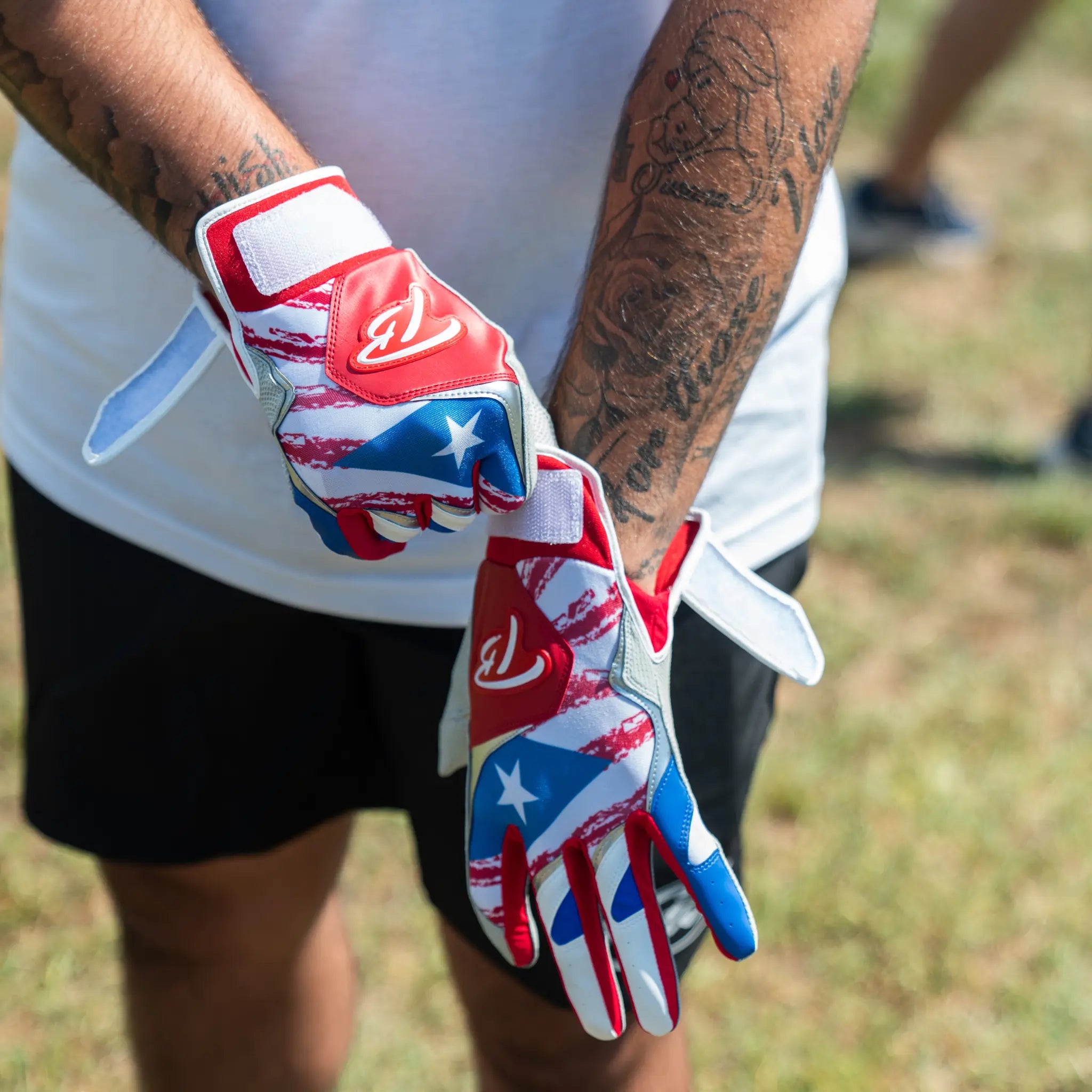 El Perreo Puerto Rico Flag Zanda Batting Gloves - Baseball & Softball Training Gloves for Men & Women - Perfect for Games, Practice & Sports Enthusiasts