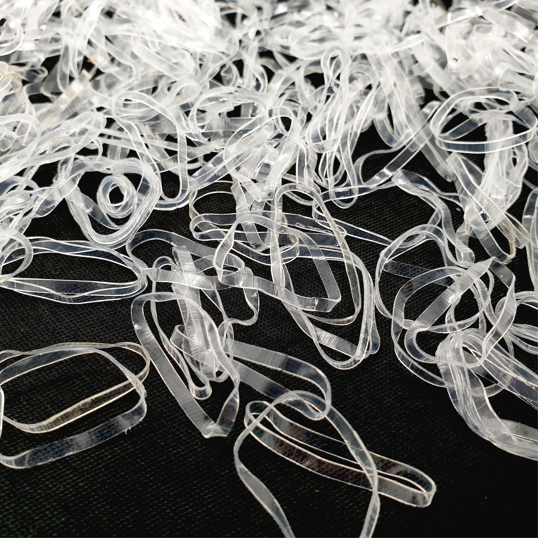 700 PCS Clear Hair Elastics - No Metal Gentle Hair Ties for Women & Girls, Small Elastic Hair Bands for Ponytails, Braids, Workouts & Daily Use (Bulk Pack)