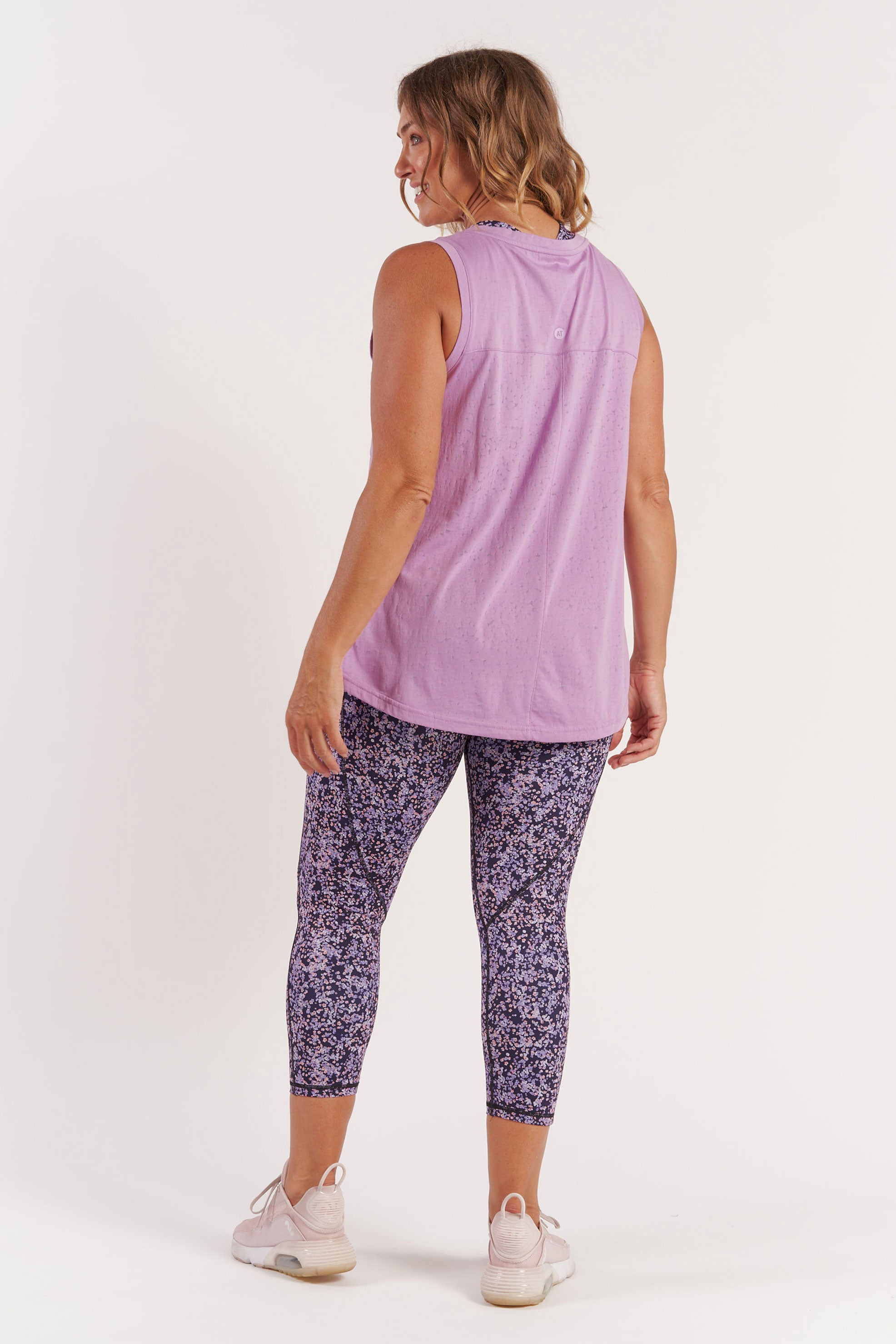 Burnout Purple Pocket Tank Top - Women's Casual Sleeveless Shirt for Summer, Gym, Yoga & Beach Wear