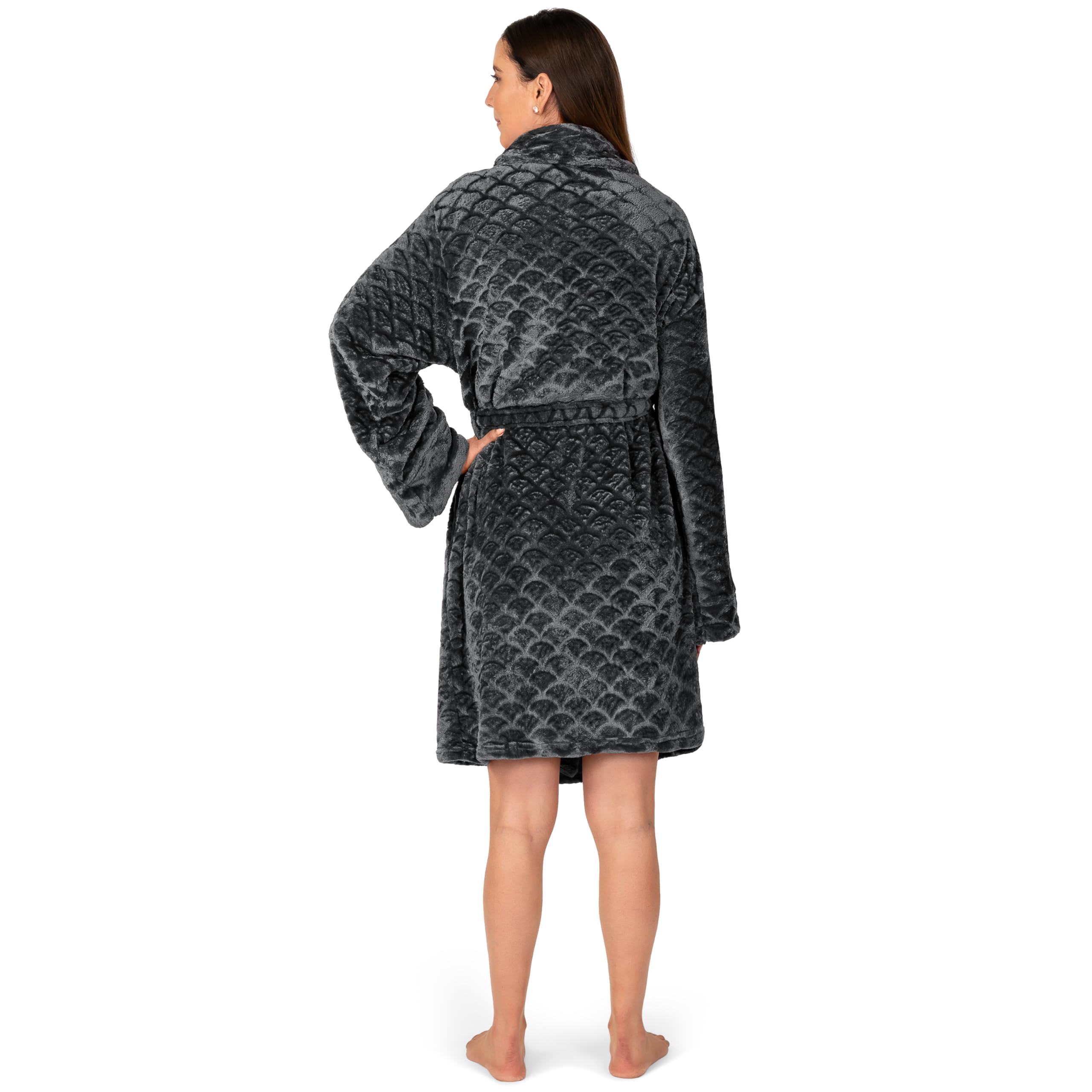 PAVILIA Women's Lightweight Plush Fluffy Bathrobe with Pockets - Soft Fuzzy Short Robe for Shower, Spa & Lounge Wear - Cozy Home & Travel Comfort