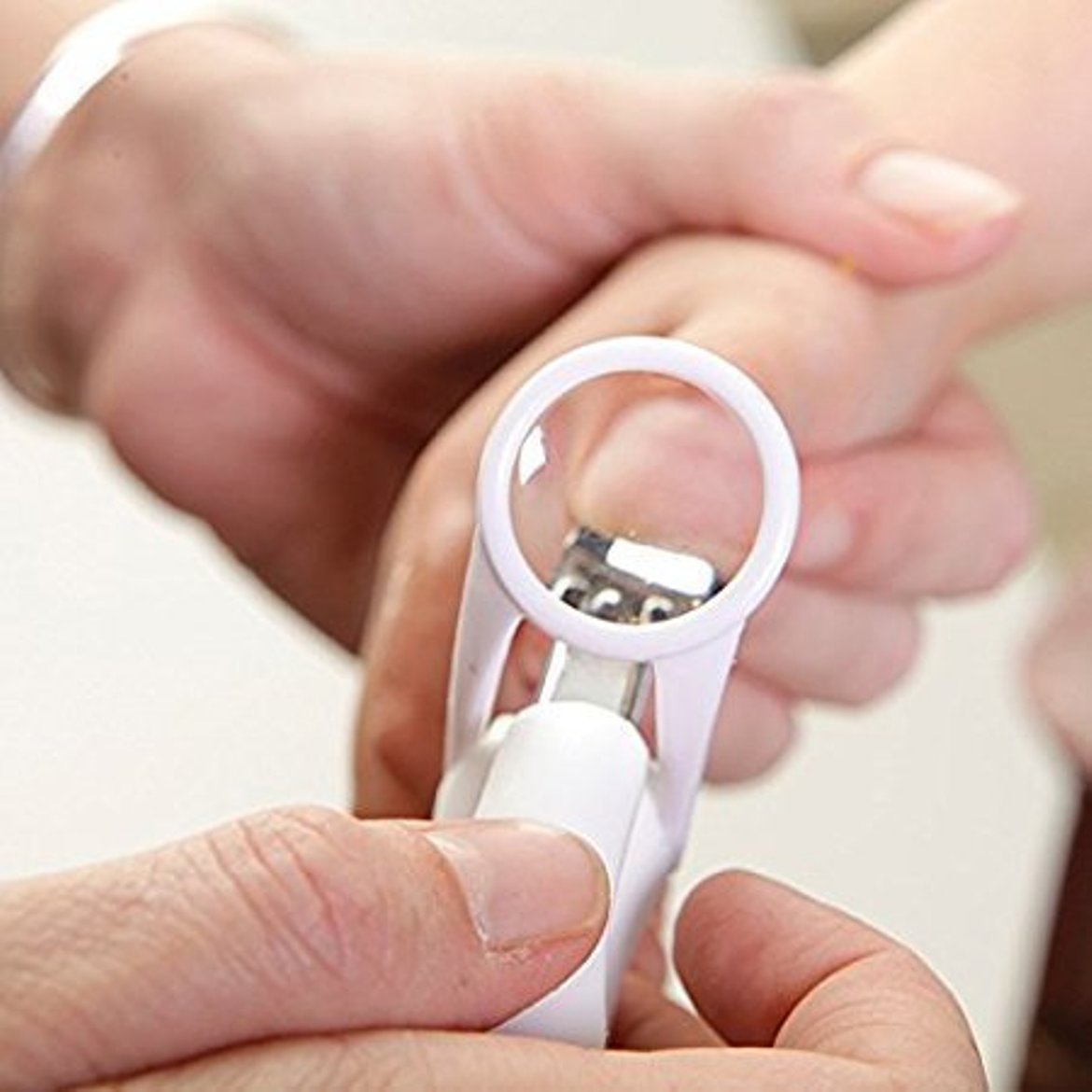 LAFILLETTE Pink Baby Nail Clipper with Magnifying Glass - Safe & Easy Infant & Toddler Nail Care Tool for Newborns - Perfect for Travel & Home Grooming