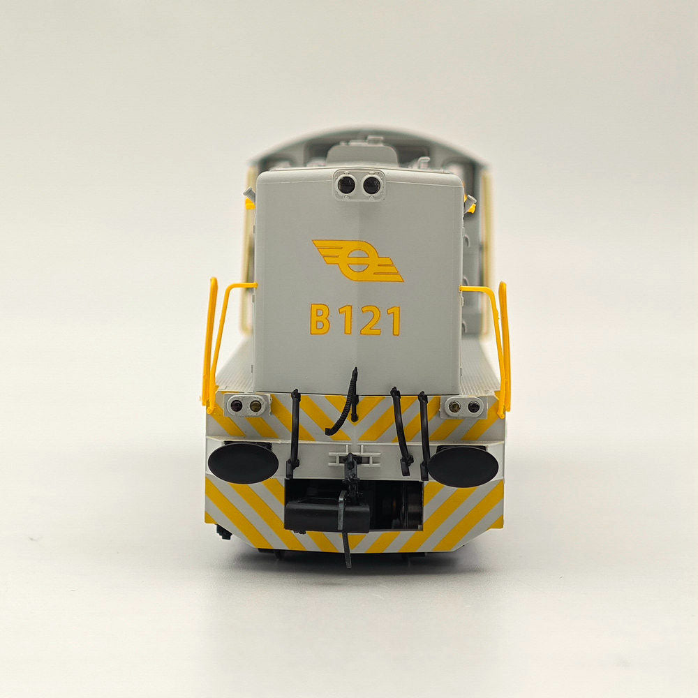 1:76 Scale Murphy Models MM0121 Class 121 Diesel Locomotive B121 in CIE Grey Livery - Irish Railways Collection Model Train for Display & Diorama Scenes