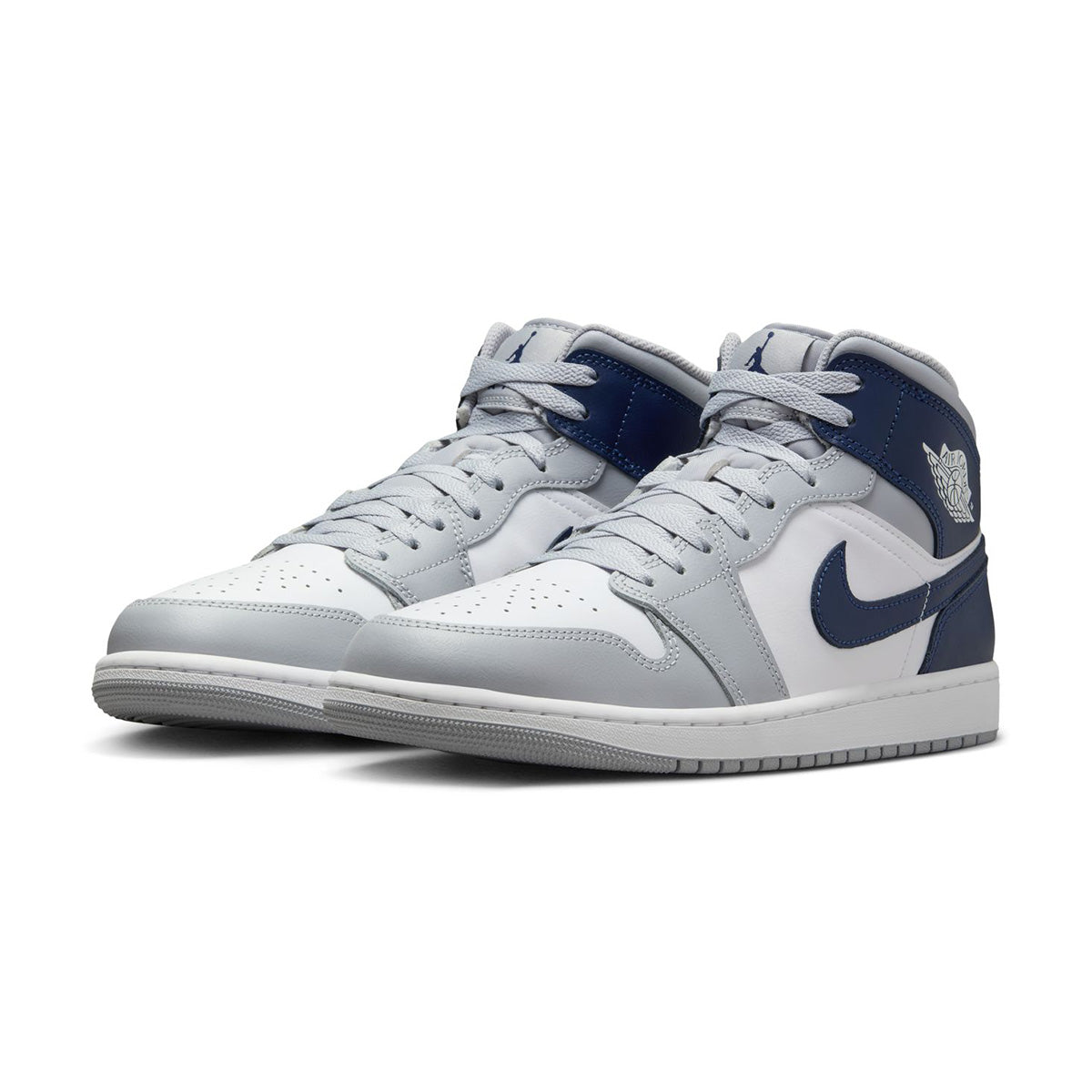 Air Jordan 1 Mid 'Wolf Grey Midnight Navy' Men's Basketball Shoes - Stylish Sneakers for Casual Wear, Street Fashion & Sports