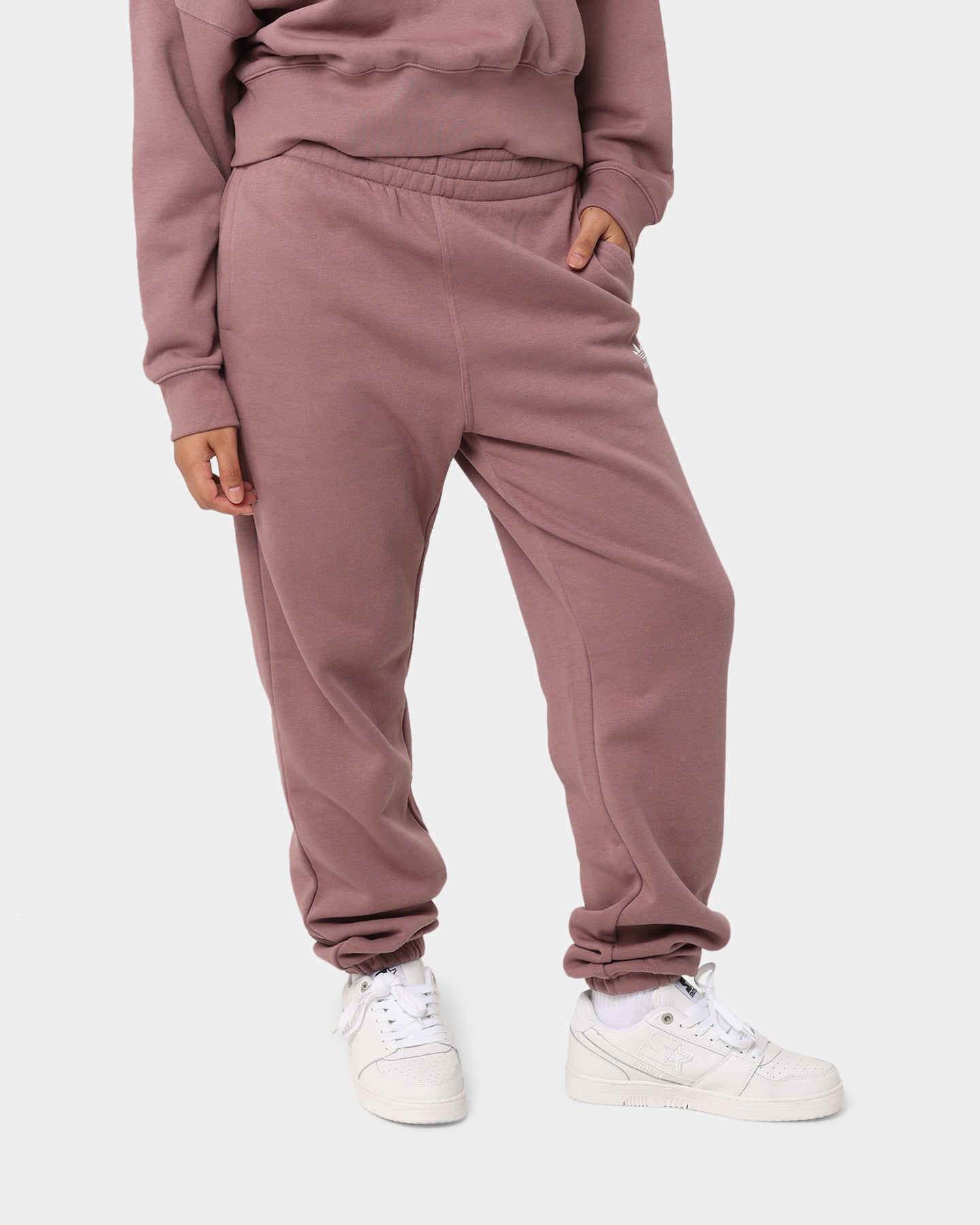 Adidas Women's Adicolor Essentials Fleece Sweatpants - Soft Comfortable Joggers for Yoga, Running & Lounge Wear (Wonder Oxide)