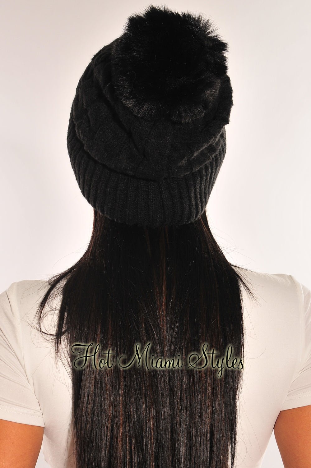 Black Cable Knit Pom Beanie Hat for Women & Men - Warm Winter Knit Hat with Faux Fur Pom - Perfect for Skiing, Snowboarding & Outdoor Activities
