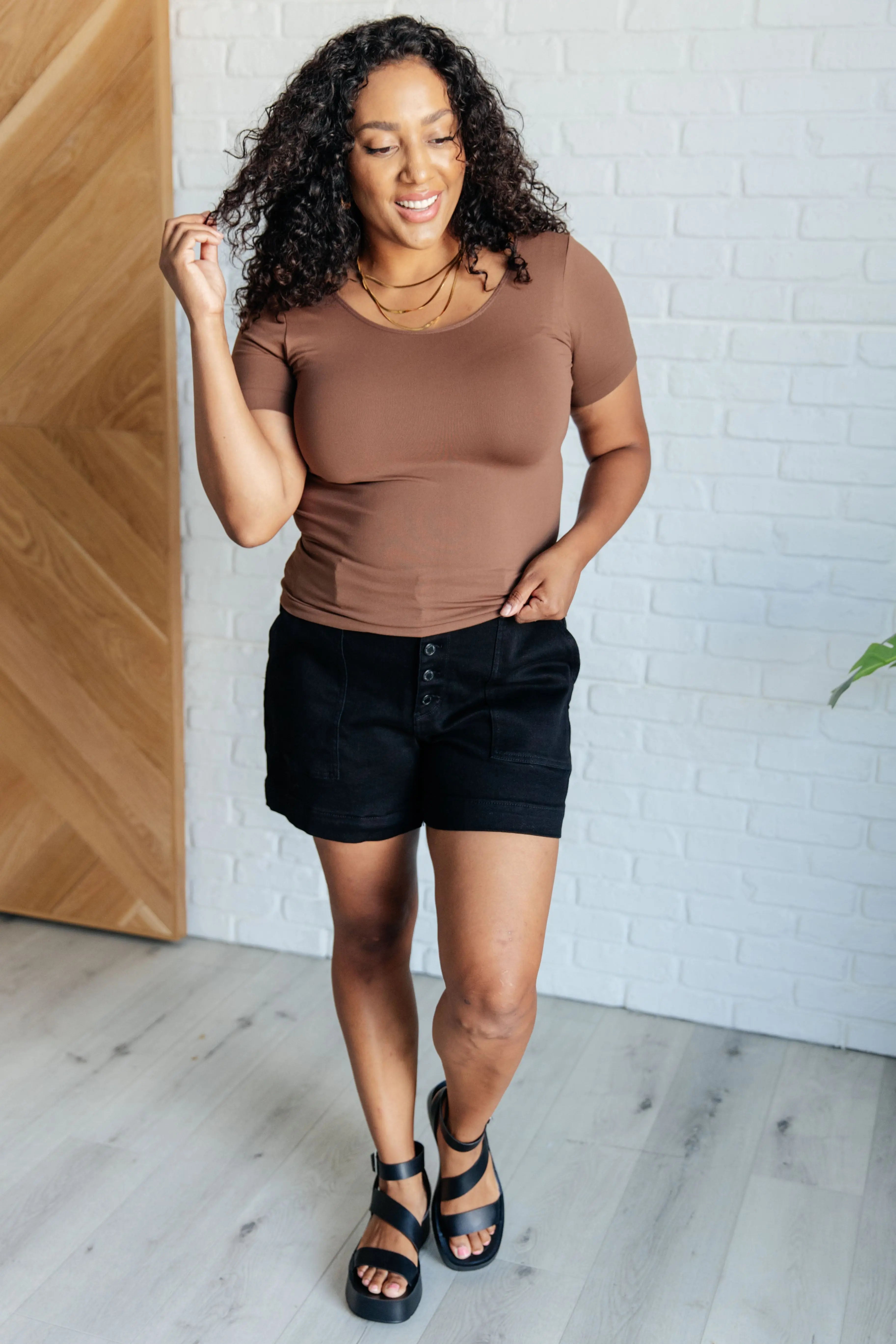 Women's Coffee Color Scoop Neck Short Sleeve Casual T-Shirt - Perfect for Everyday Wear, Work & Weekend Outfits