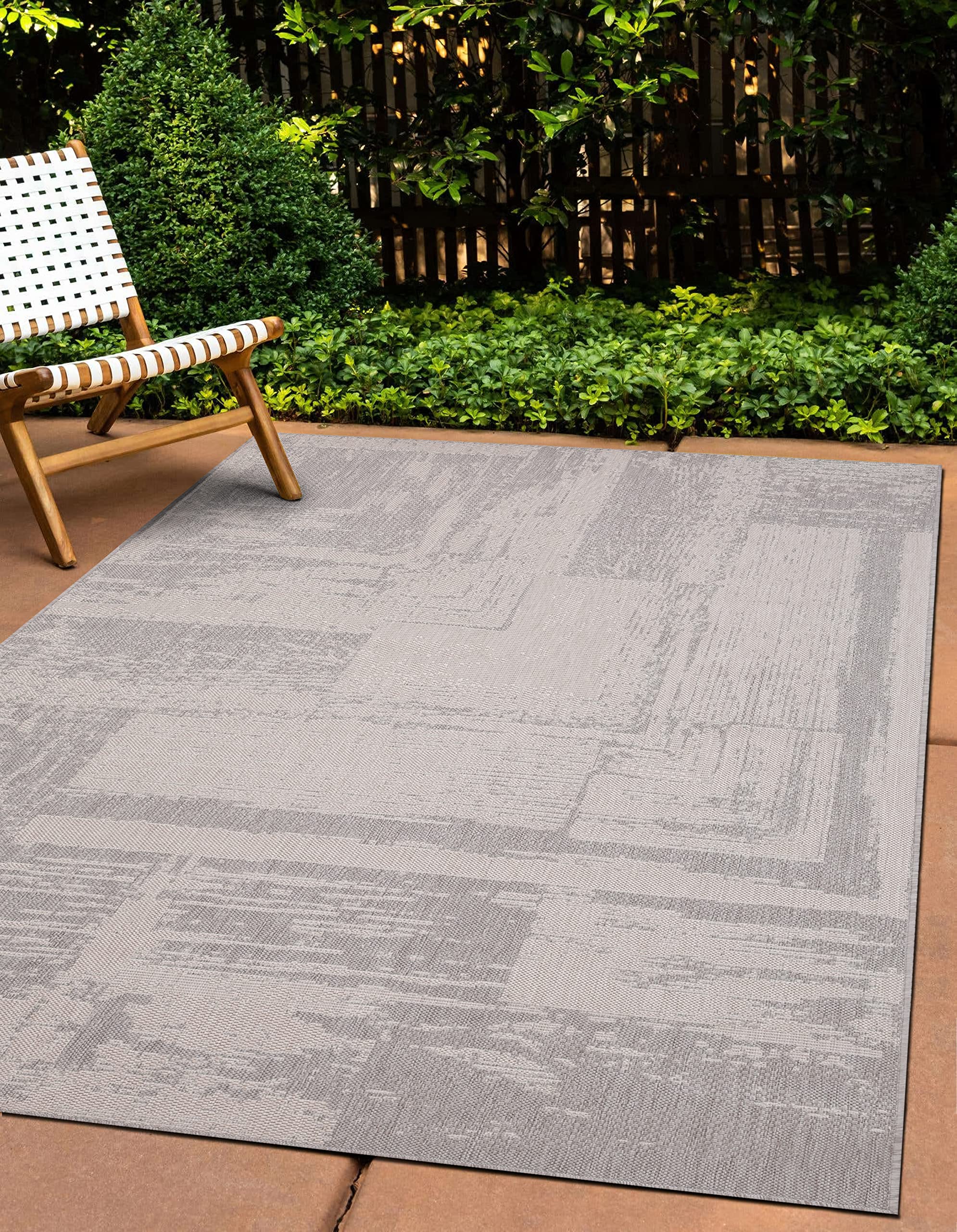 Modern Abstract Indoor/Outdoor Area Rug 5x7 - Weather Resistant, Non-Slip - Perfect for Porch, Deck, Balcony, Backyard & Patio - Gray Home Decor