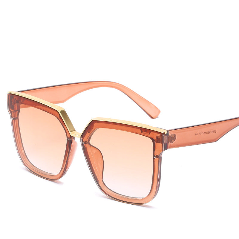 Stylish Metal Frame Sunglasses for Men & Women - Trendy UV Protection Shades for Outdoor, Driving & Fashion