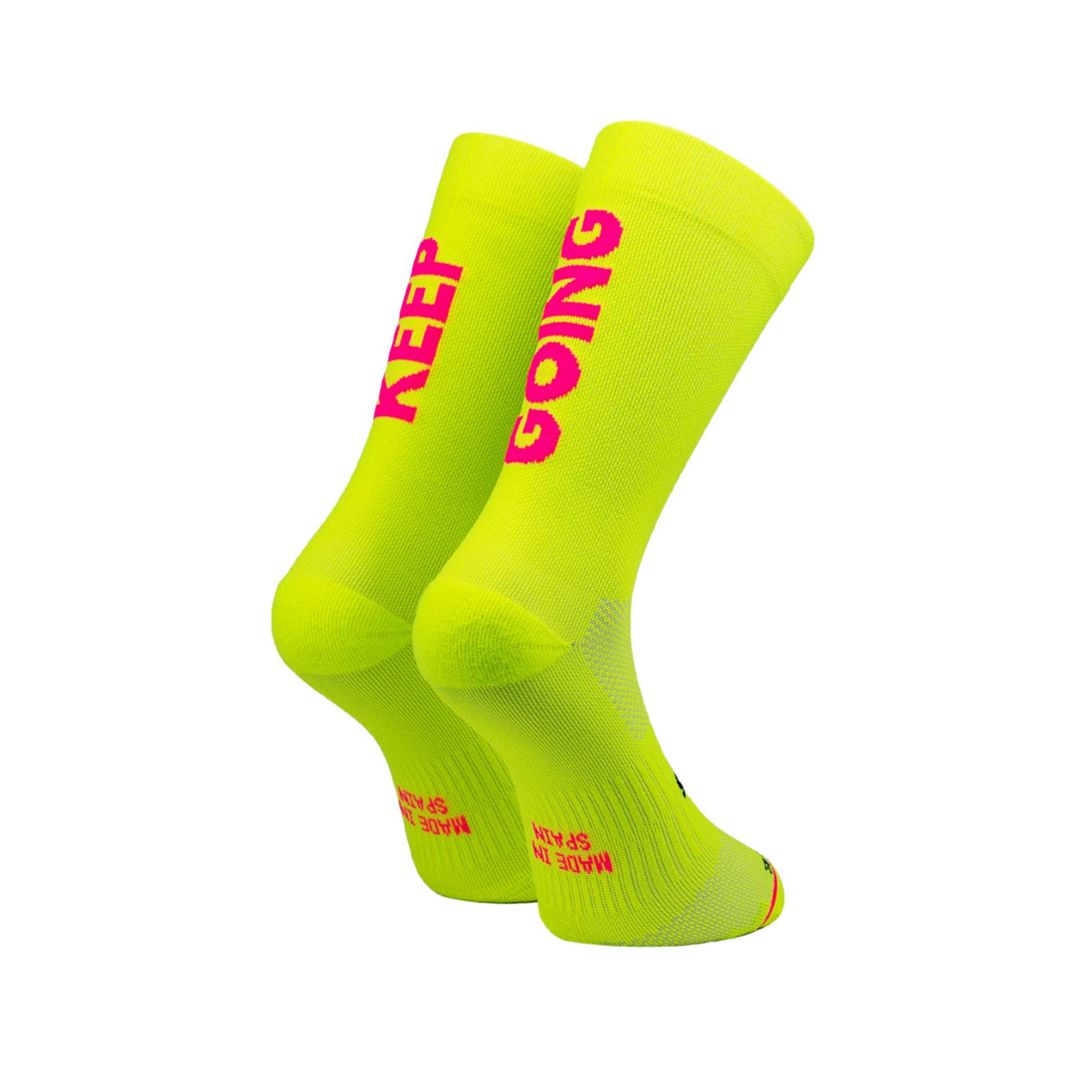 Breathable Yellow Running Socks for Men & Women - Moisture-Wicking Athletic Socks for Jogging, Gym, Marathon - Comfortable Sports Socks for Workout & Daily Wear