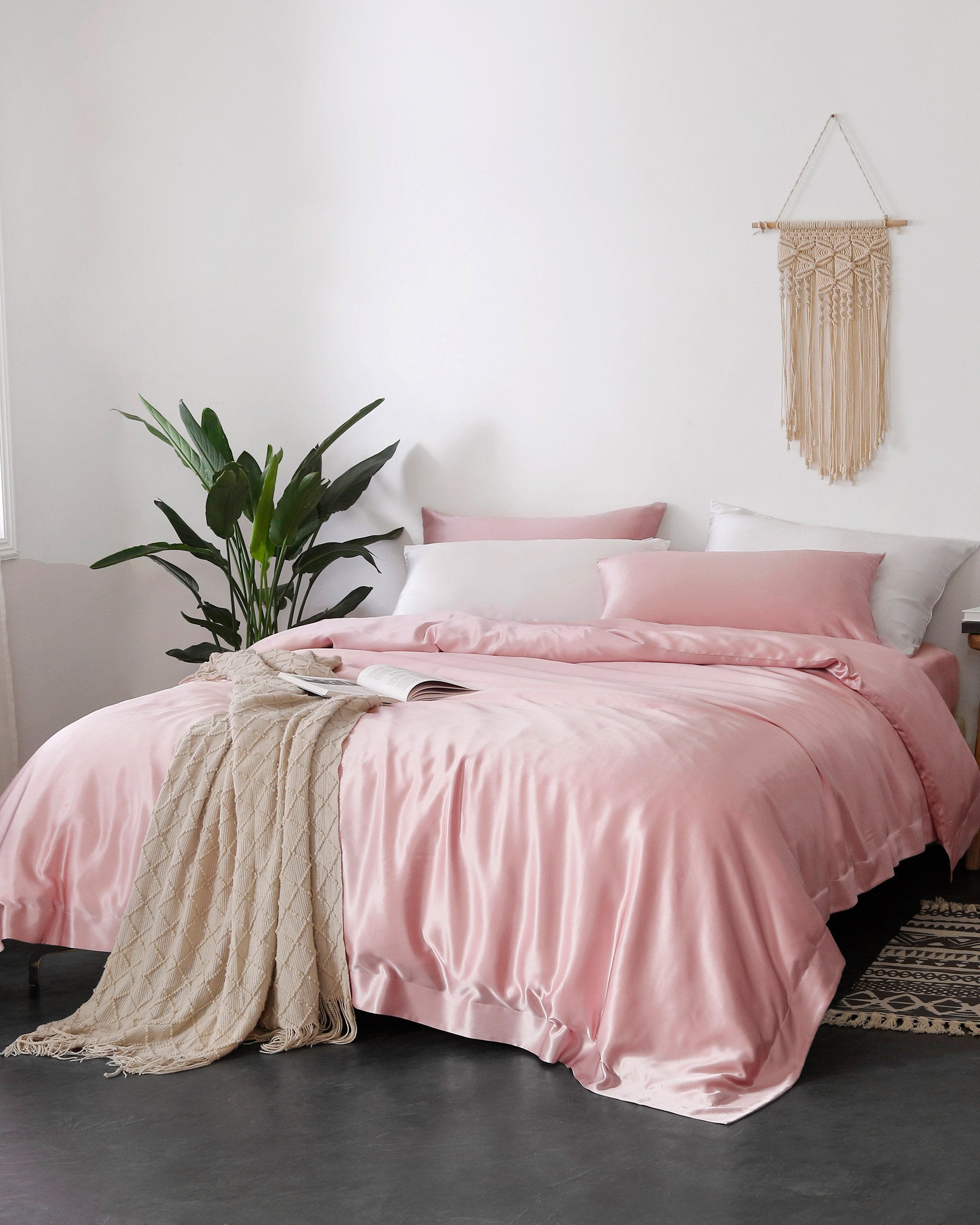 22 MM 3-Piece Silk Duvet Cover Set - Queen Size Luxury Bedding with Zipper Closure - Perfect for Master Bedroom, Guest Room & Hotel Decor