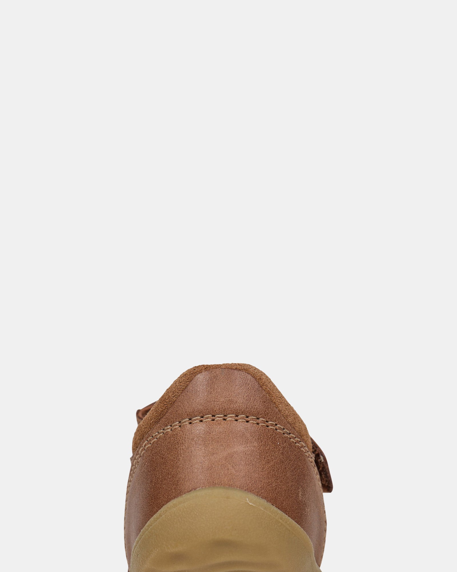 Step Up Roam Sandals Caramel II - Comfortable Women's Walking Sandals for Travel, Beach & Outdoor Adventures