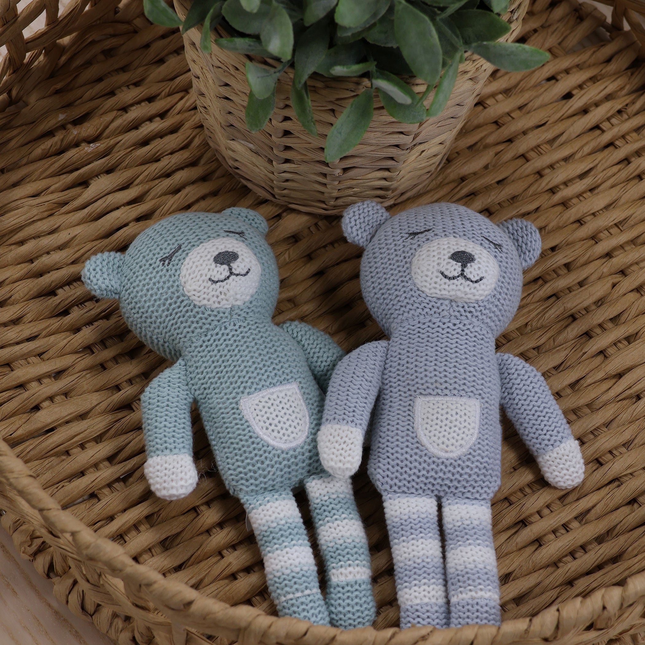 Nordic Style 2-Pack Knit Baby Rattles - Soft Dusty Sky & Mint Bear Toys for Newborns | Perfect for Nursery, Playtime & Baby Shower Gifts