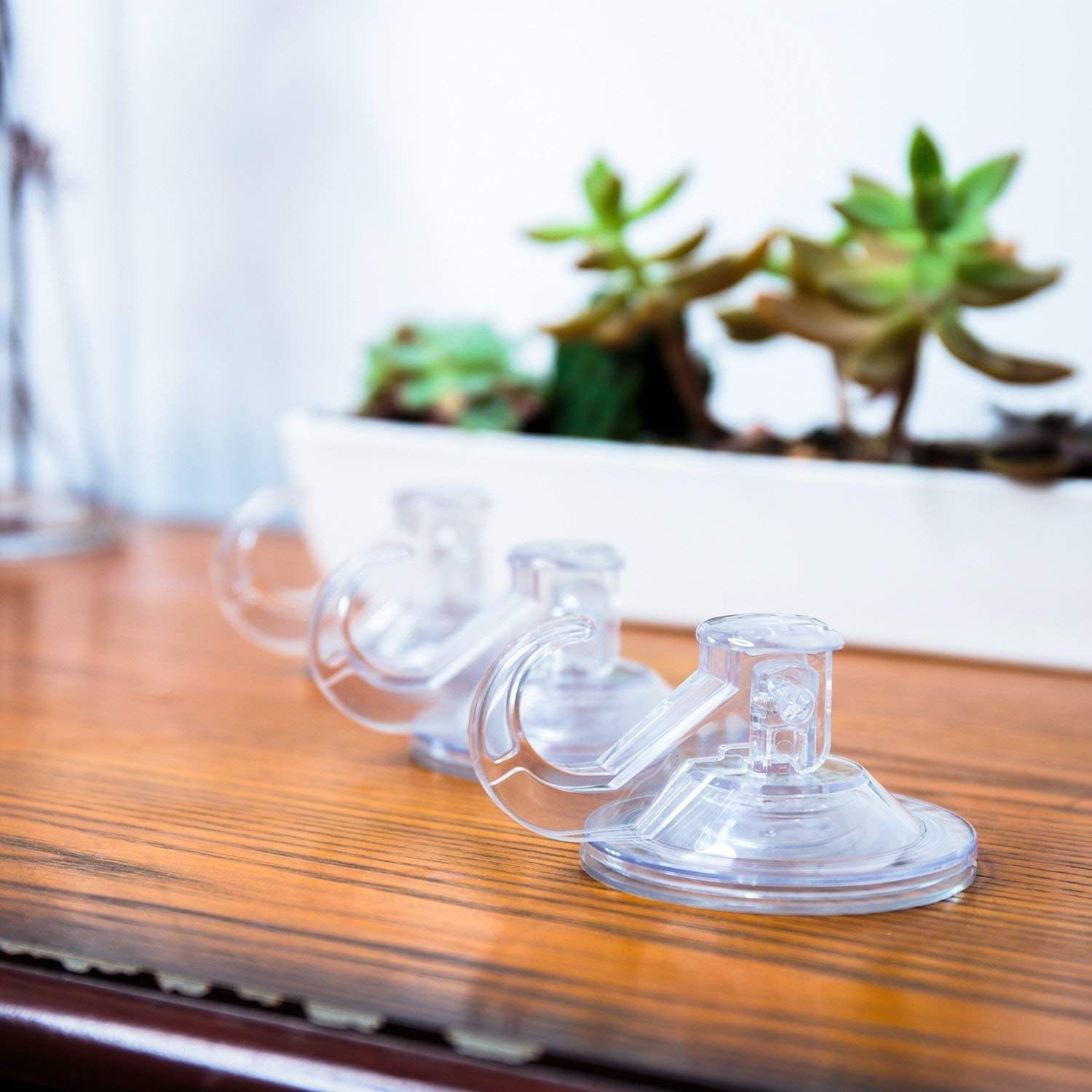 Quntis Heavy Duty Clear Suction Cup Hooks 4 Pack - Waterproof Vacuum Wreath Hangers for Bathroom, Shower Wall, Tile, Glass Door & Camper - Perfect for Hanging Towels, Decorations & Organizing Small Items