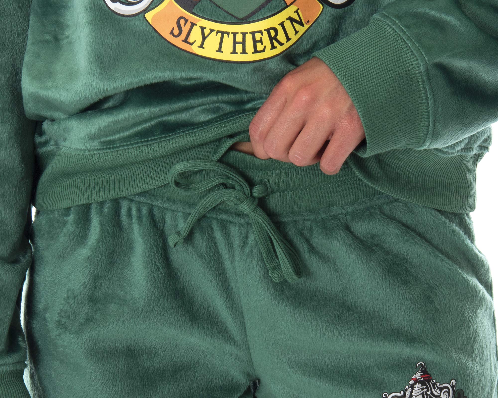 Harry Potter Hogwarts Castle House Crest Fleece Jogger Pajama Set for Kids - Gryffindor, Slytherin, Hufflepuff & Ravenclaw Styles | Cozy Sleepwear for Movie Nights & Themed Birthday Parties