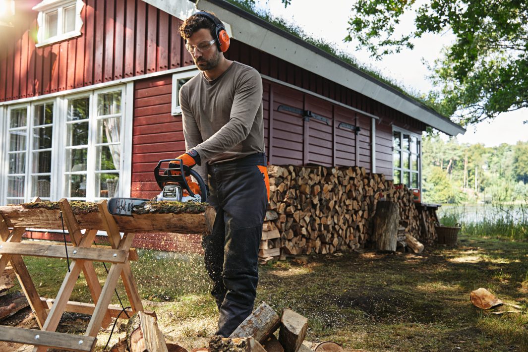 STIHL MS 212 Professional Gas Chainsaw - 16 Inch Bar, 2.5HP Engine for Wood Cutting, Tree Trimming & Firewood - Perfect for Homeowners, Landscapers & Forestry Work