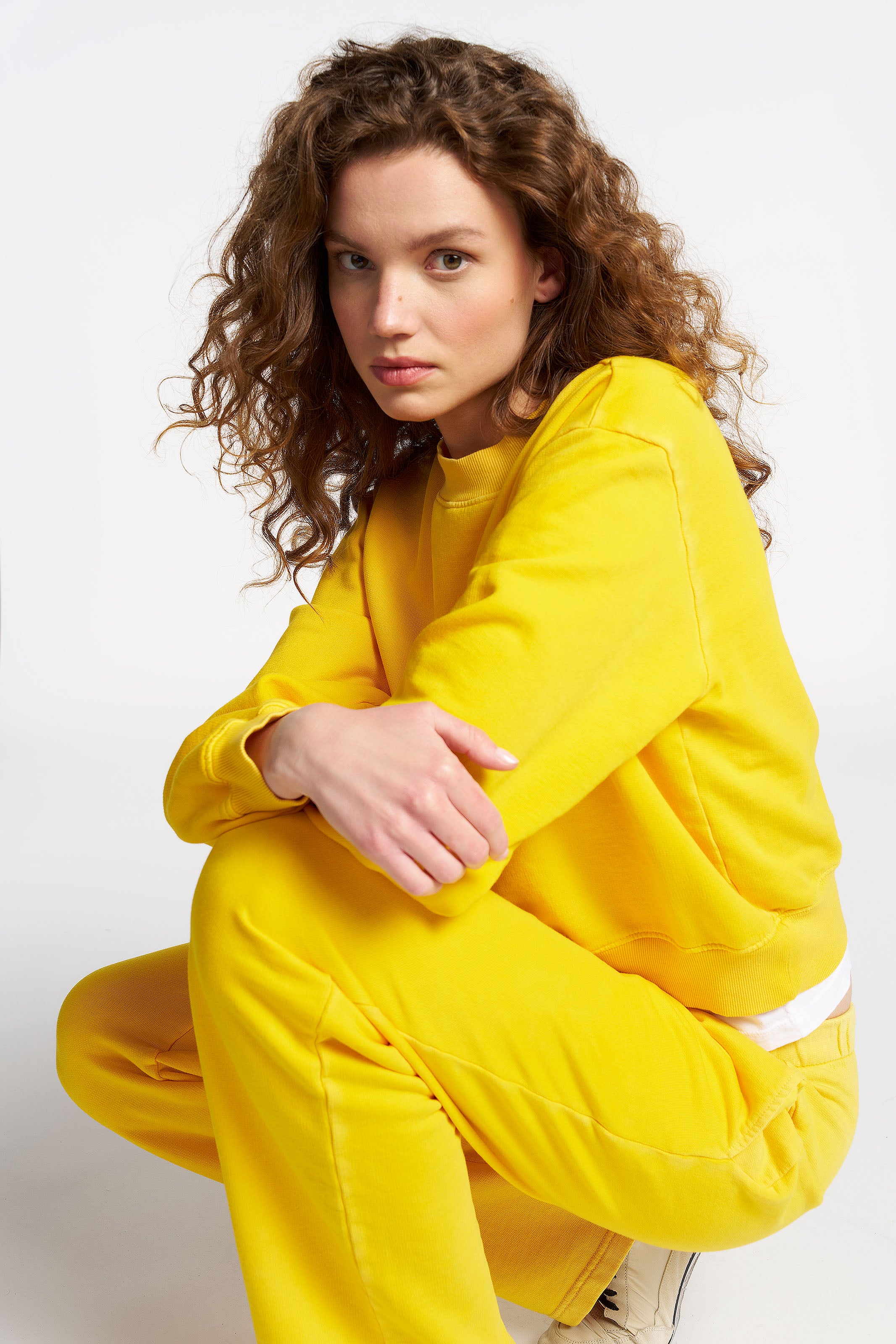 Vintage Yellow Roma Crew Neck T-Shirt - Soft Cotton Casual Tee for Men & Women - Perfect for Everyday Wear, Street Style & Retro Outfits