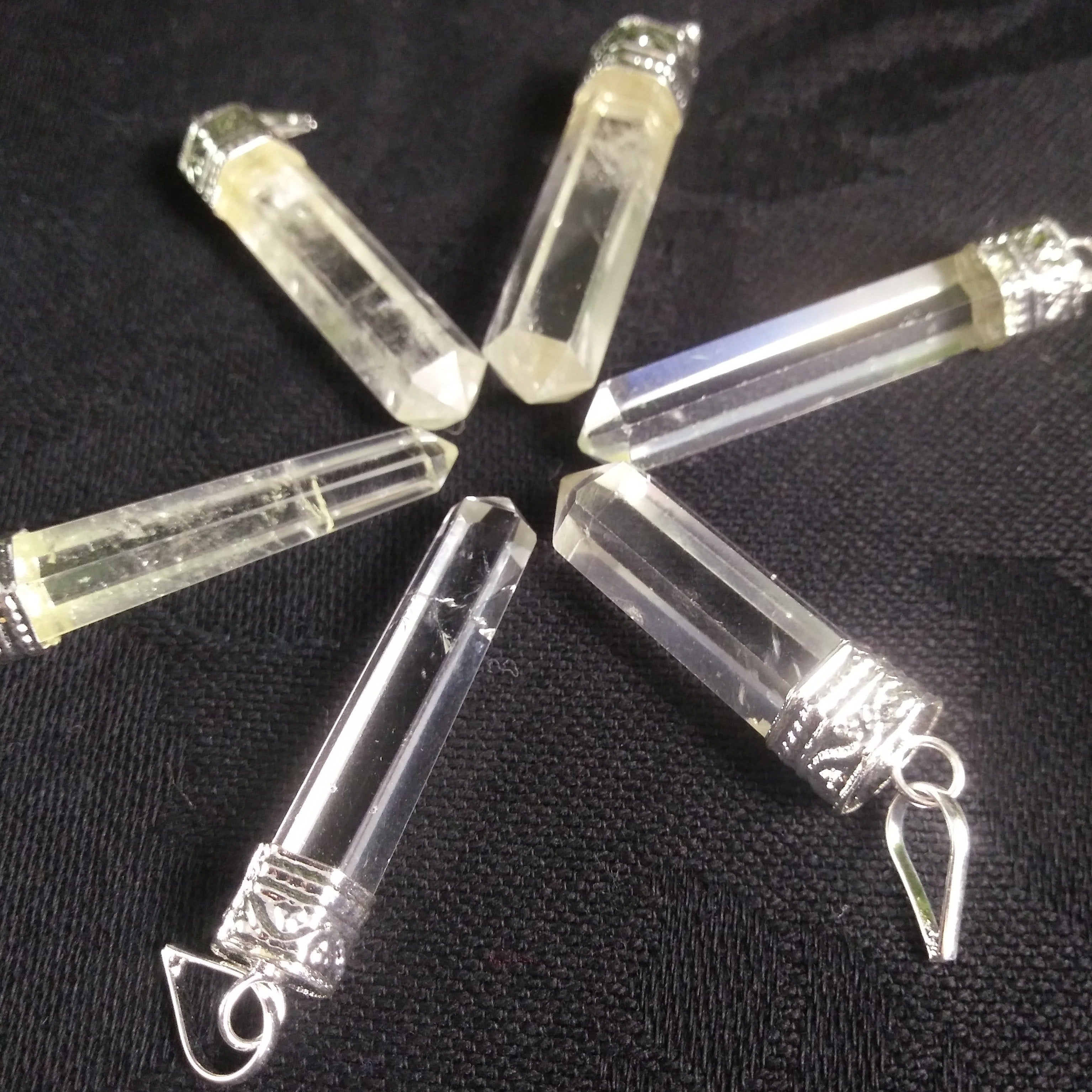 Natural Clear Quartz Point Pendant Necklace - Healing Crystal Jewelry for Meditation, Energy Cleansing & Spiritual Protection | Perfect for Yoga, Reiki & Chakra Balancing